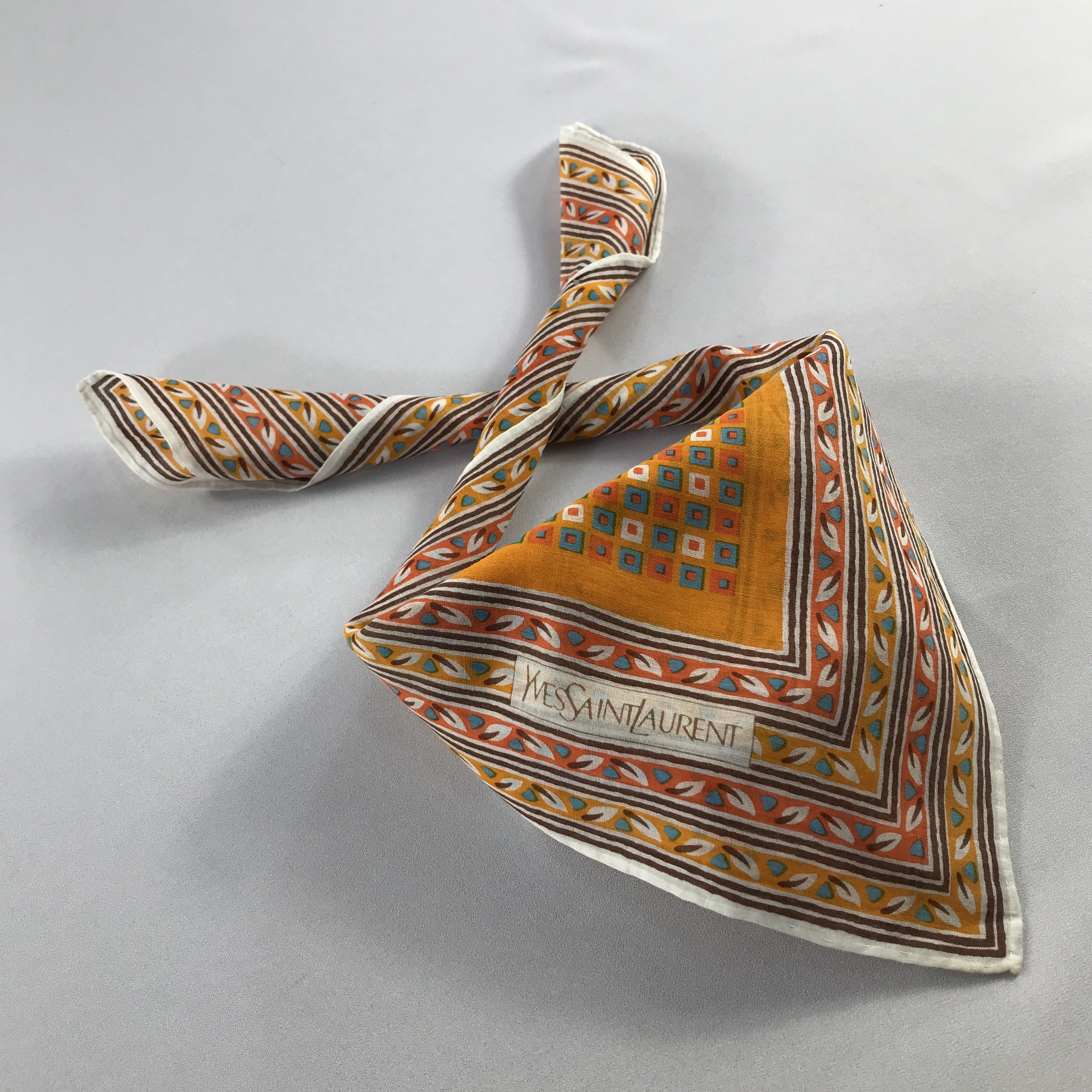 Yves Saint Laurent Yves Saint Laurent Handkerchief / Bandana / Neckerchief C771 Size ONE SIZE - 2 Thumbnail