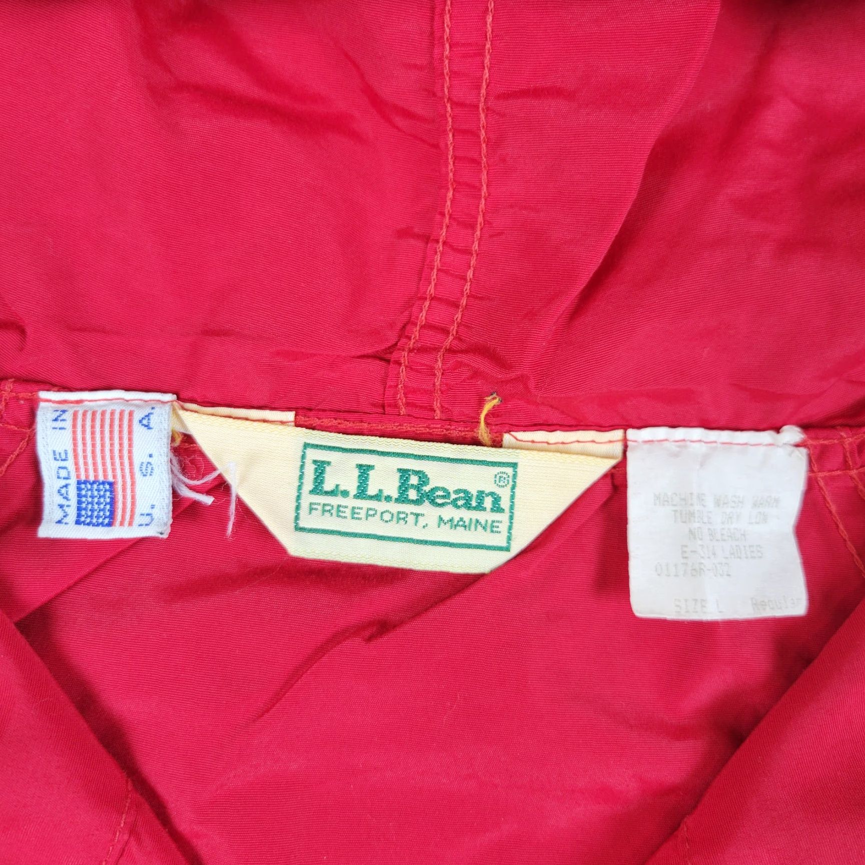 Vintage VINTAGE L.L. Bean Anorak Jacket Mens L Red Hooded Windbreaker Coat Lightweight USA Size US L / EU 52-54 / 3 - 6 Thumbnail