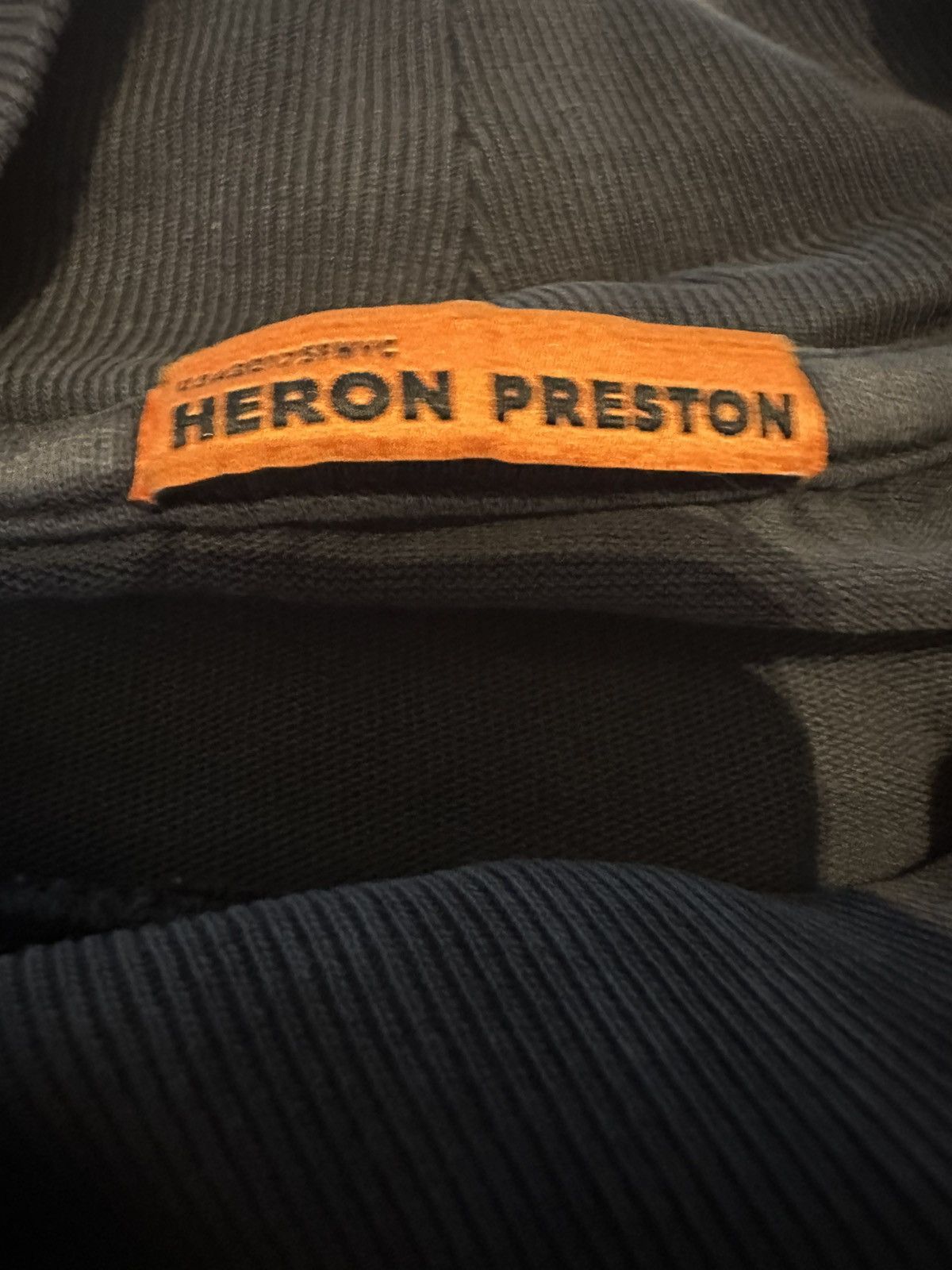 Heron Preston Heron Preston neck logo long sleeve Size US S / EU 44-46 / 1 - 5 Thumbnail