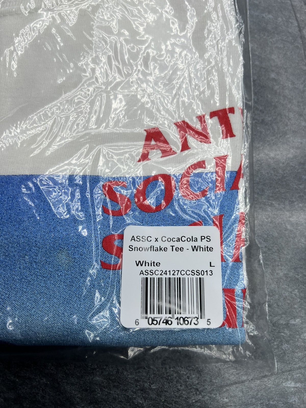 Anti Social Social Club ASSC x Coca Cola Snowflake T-Shirt Size US L / EU 52-54 / 3 - 5 Thumbnail