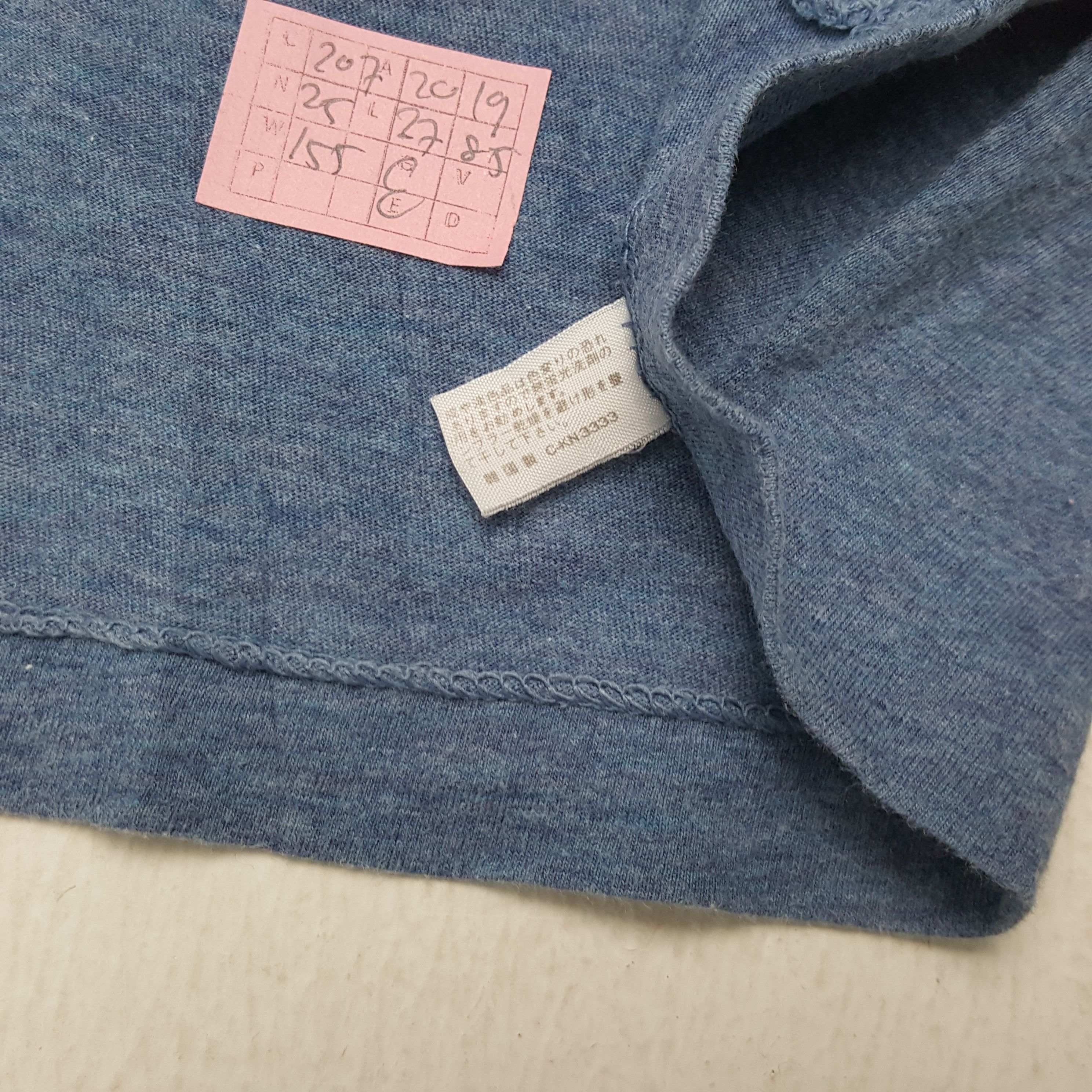 Vintage × Yves Saint Laurent YVES SAINT LAURENT Small Logo Design Vintage Tshirt Size US M / EU 48-50 / 2 - 4 Thumbnail