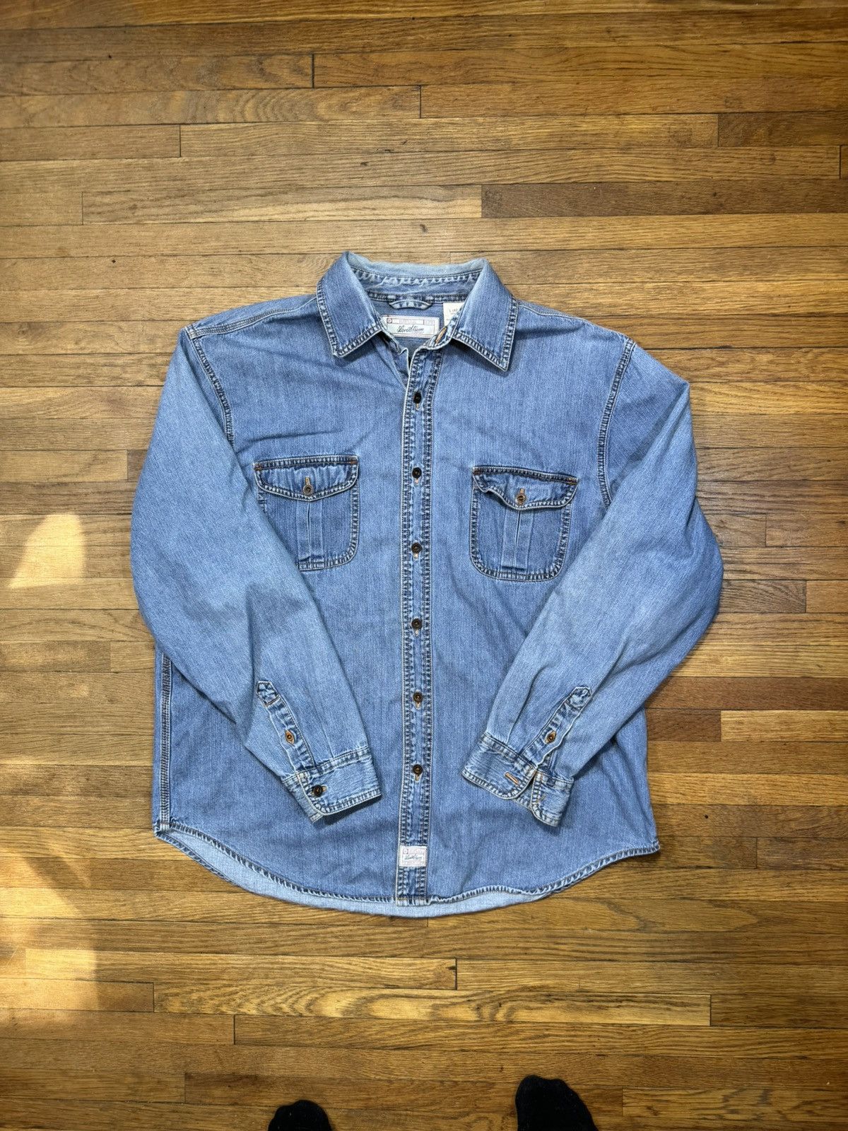 Levi's Vintage Levis Denim Shirt Size US L / EU 52-54 / 3 - 1 Thumbnail