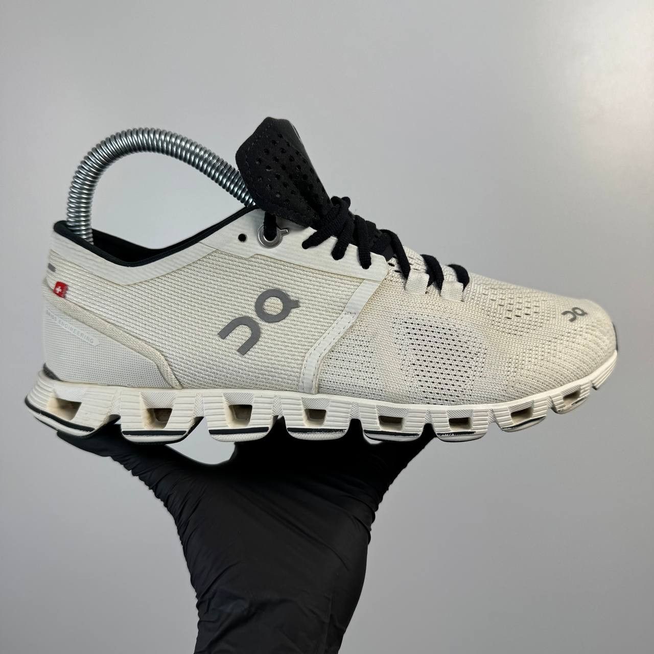 On On Cloudswift Running Shoes White Women US 7 EU 38 Size US 7 / IT 37 - 7 Thumbnail