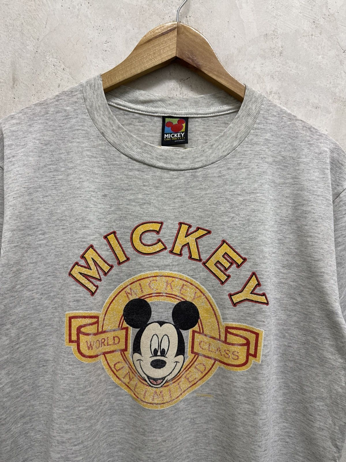 Disney Vintage 90s Mickey Mouse Disney Tshirt Size US M / EU 48-50 / 2 - 2 Thumbnail