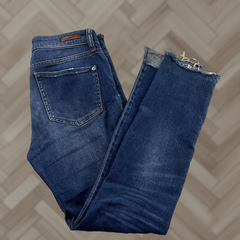 Vintage Pilcro Jeans Skinny Denim Blue 27 Women's Mid-Rise Regular Size 27 Blue Jeans Pilcro Womens Skinny Denim 27 Size 27" / US 4 / IT 40 - 1 Thumbnail