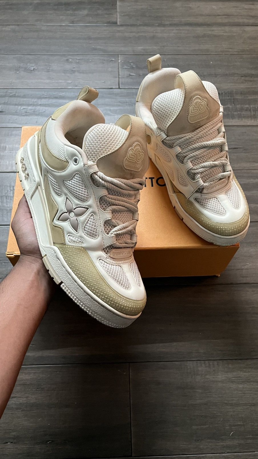 Louis Vuitton Louis Vuitton Beige Skates Size US 9 / EU 42 - 1 Thumbnail
