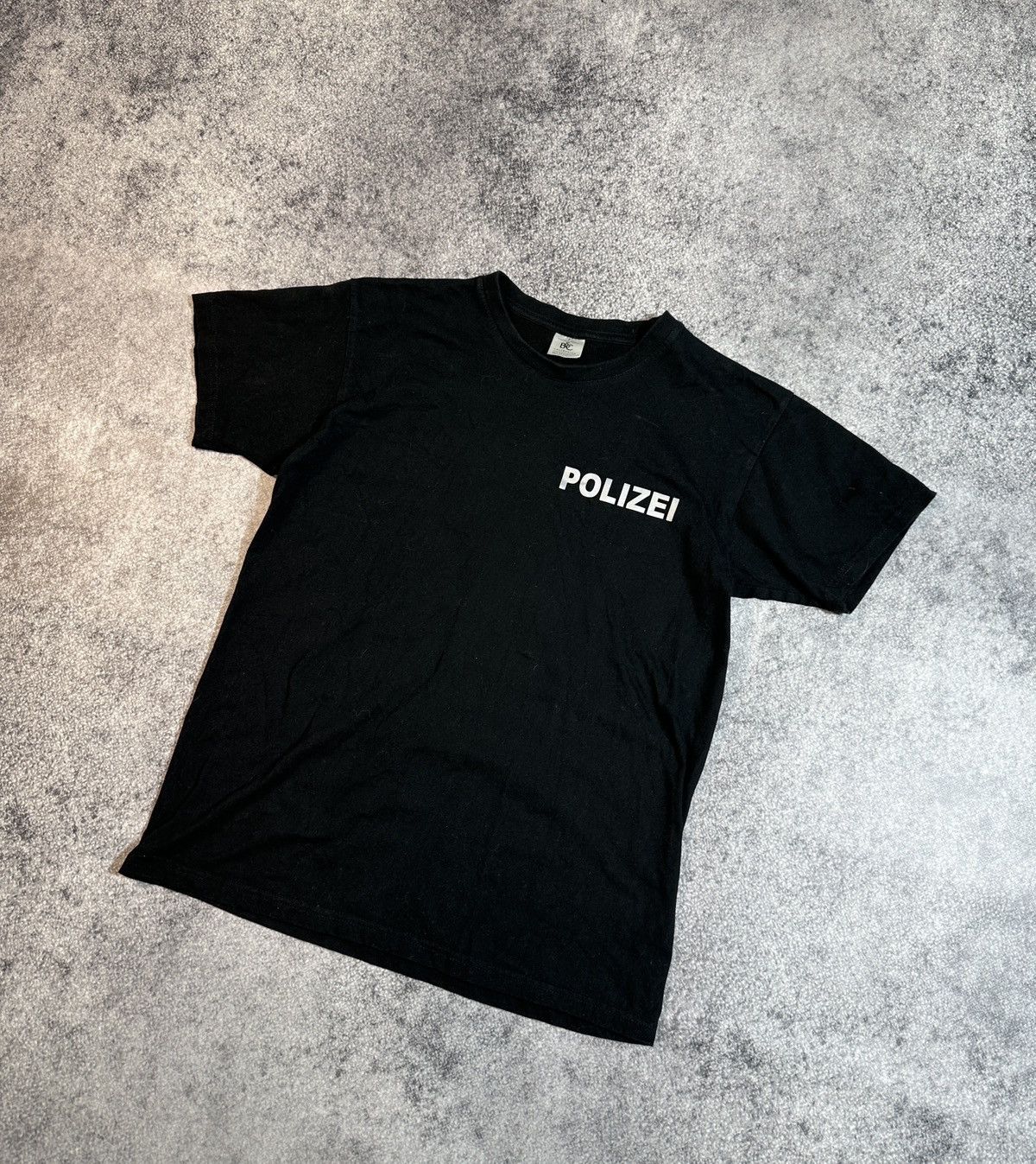 Band Tees Y2K Polizei Logo Back T-shirt Opium Ye Streetwear Rare USA S Size US S / EU 44-46 / 1 - 3 Thumbnail