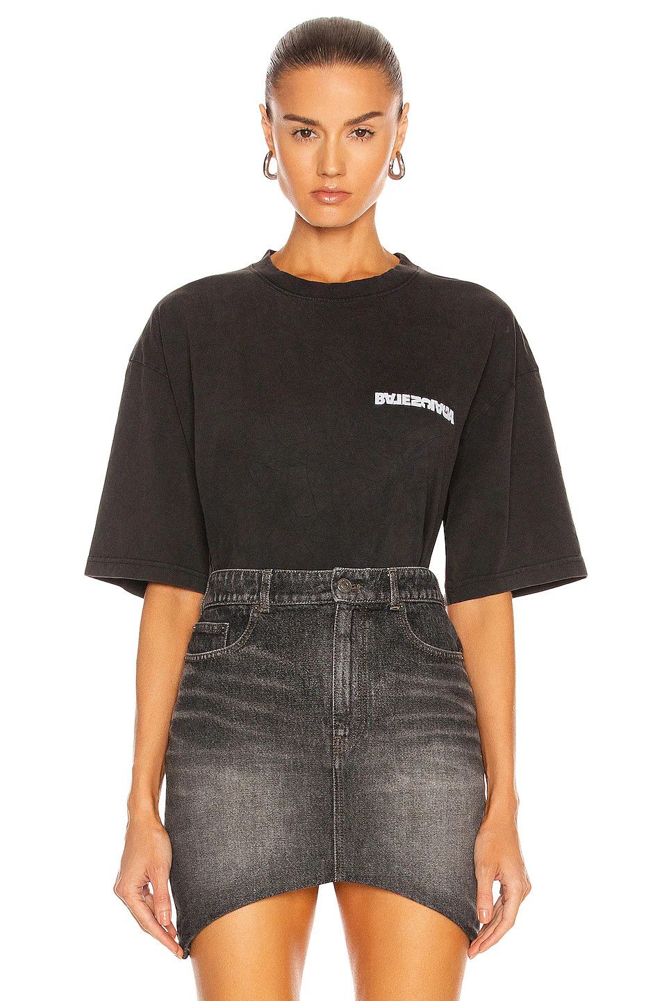 Balenciaga o1bcso1str1124 Turn Large Fit T-Shirt Washed Black & White Size XS / US 0-2 / IT 36-38 - 1 Thumbnail