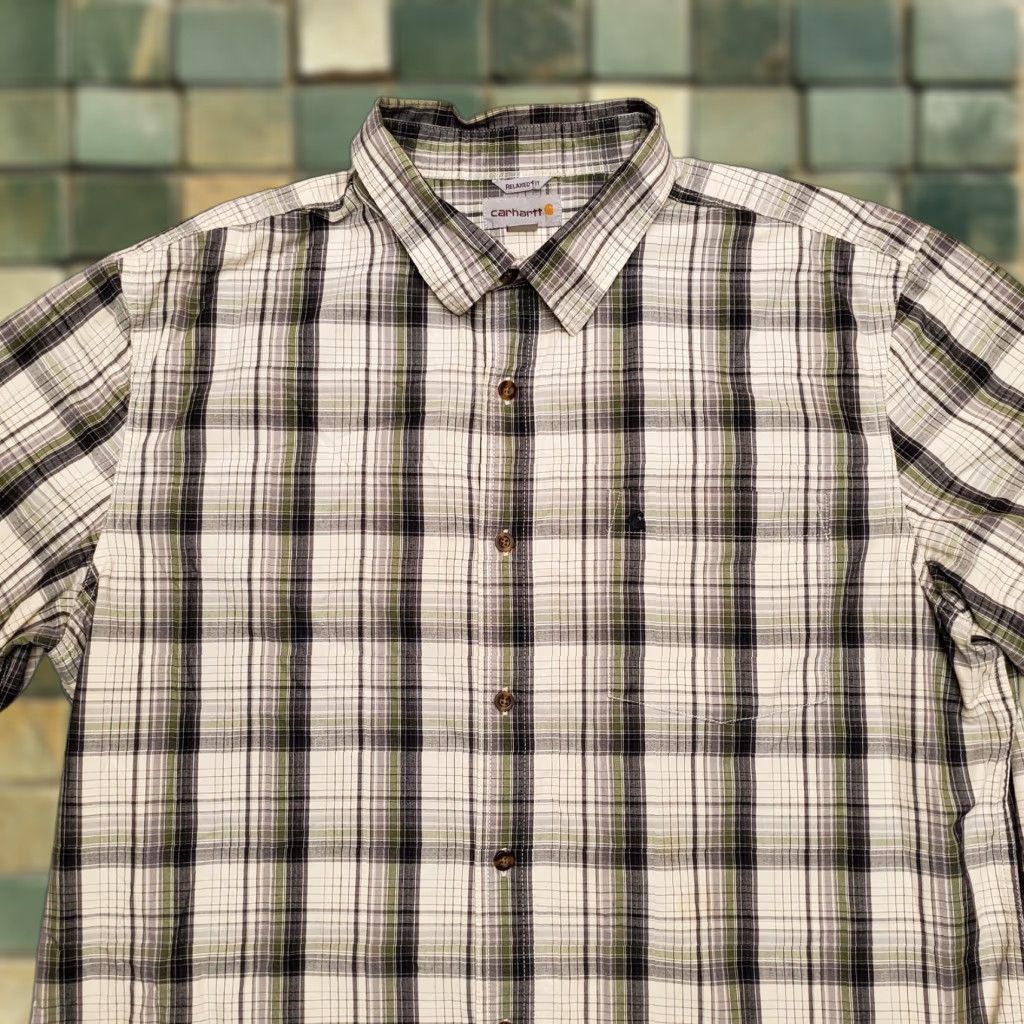 Carhartt Carhartt Shirt Mens XL Black Plaid Relaxed Fit Short Sleeve Outdoors Button-Up Shirt Size US XL / EU 56 / 4 - 1 Thumbnail