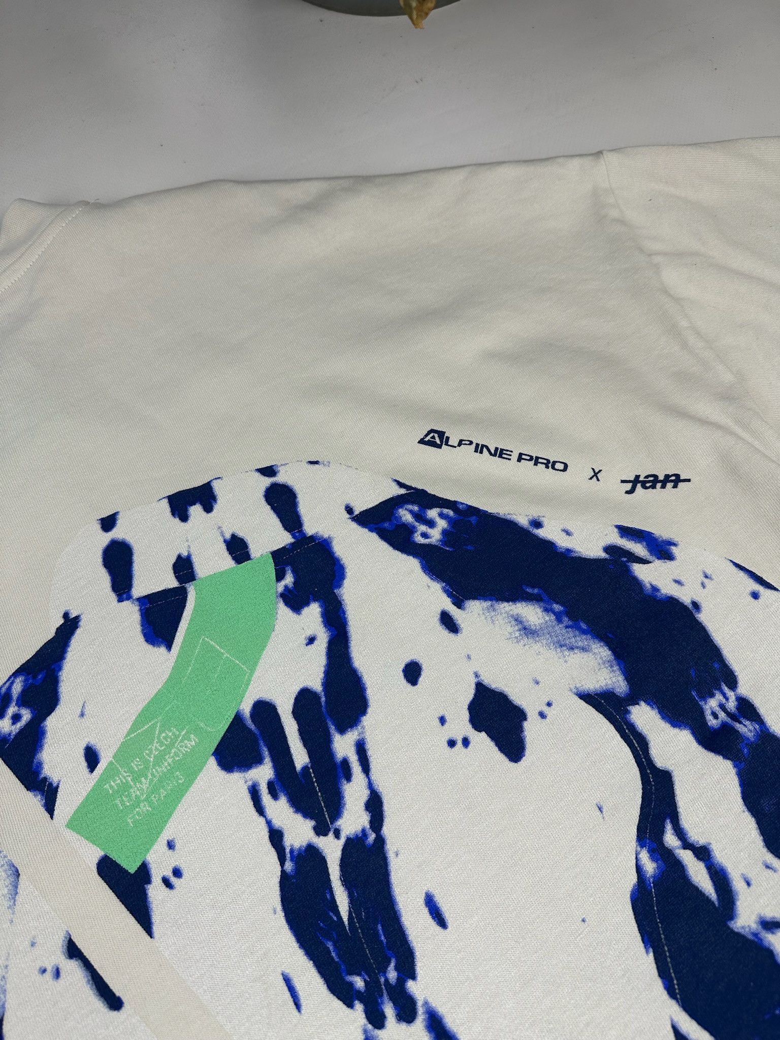 Vintage ART TEE jansociete JAN OLYMPIC Edition alpine pro acid print Size US L / EU 52-54 / 3 - 7 Thumbnail