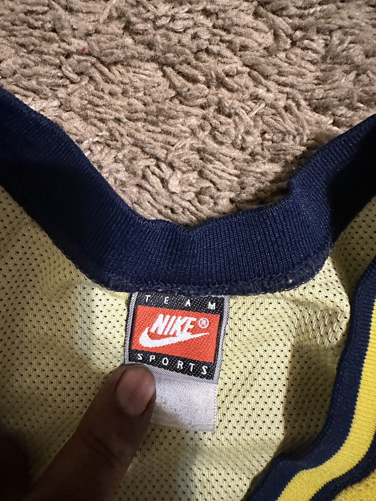 NCAA × Vintage Vintage NCAA Nike Michigan Wolverines jersey 90s size XL Size US XL / EU 56 / 4 - 3 Thumbnail