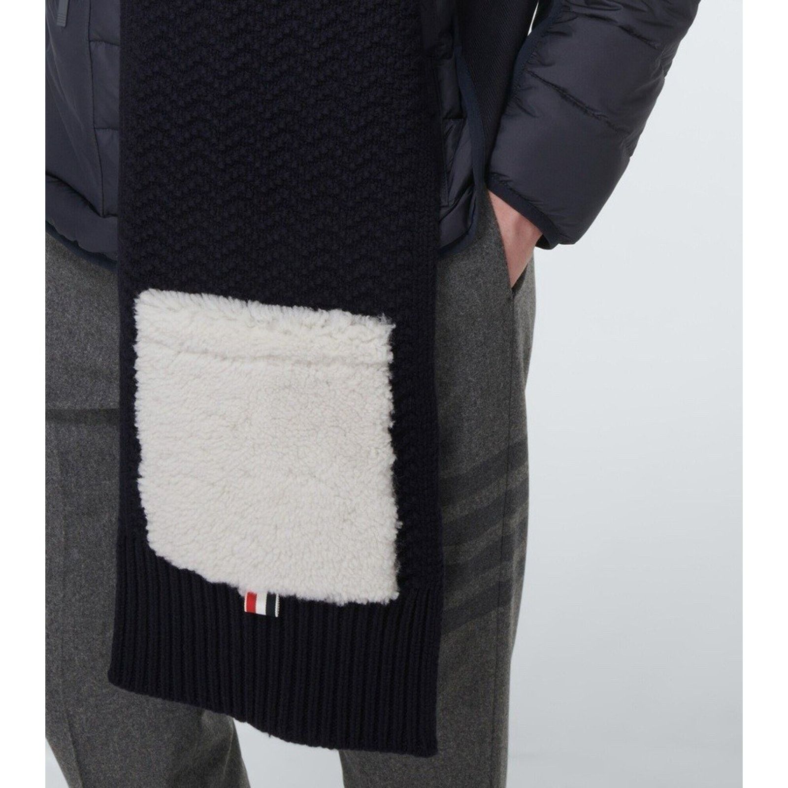 Thom Browne NWT $1050 Thom Browne Shearling Pocket Wool Scarf, Italy. Size ONE SIZE - 3 Thumbnail
