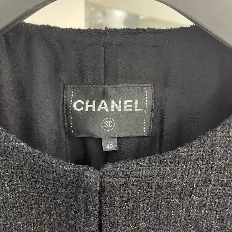 Chanel Chanel Black CC Round Neck Coat. Size US M / EU 48-50 / 2 - 3 Thumbnail