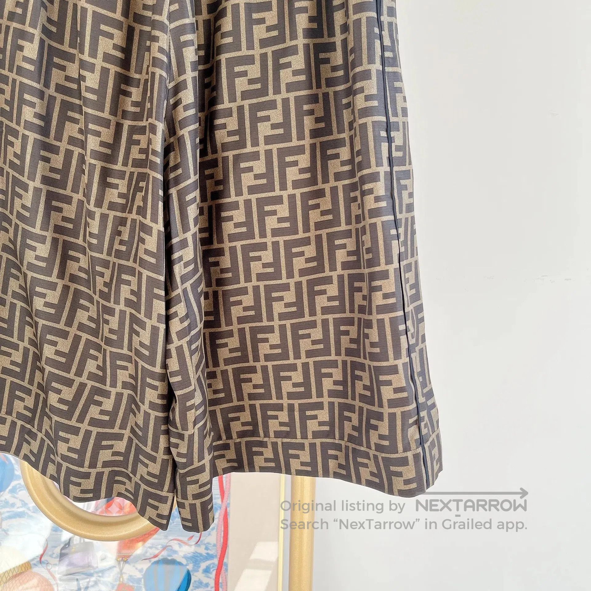 Fendi Fendi Monogram Silk Shorts. Size 37" - 4 Thumbnail