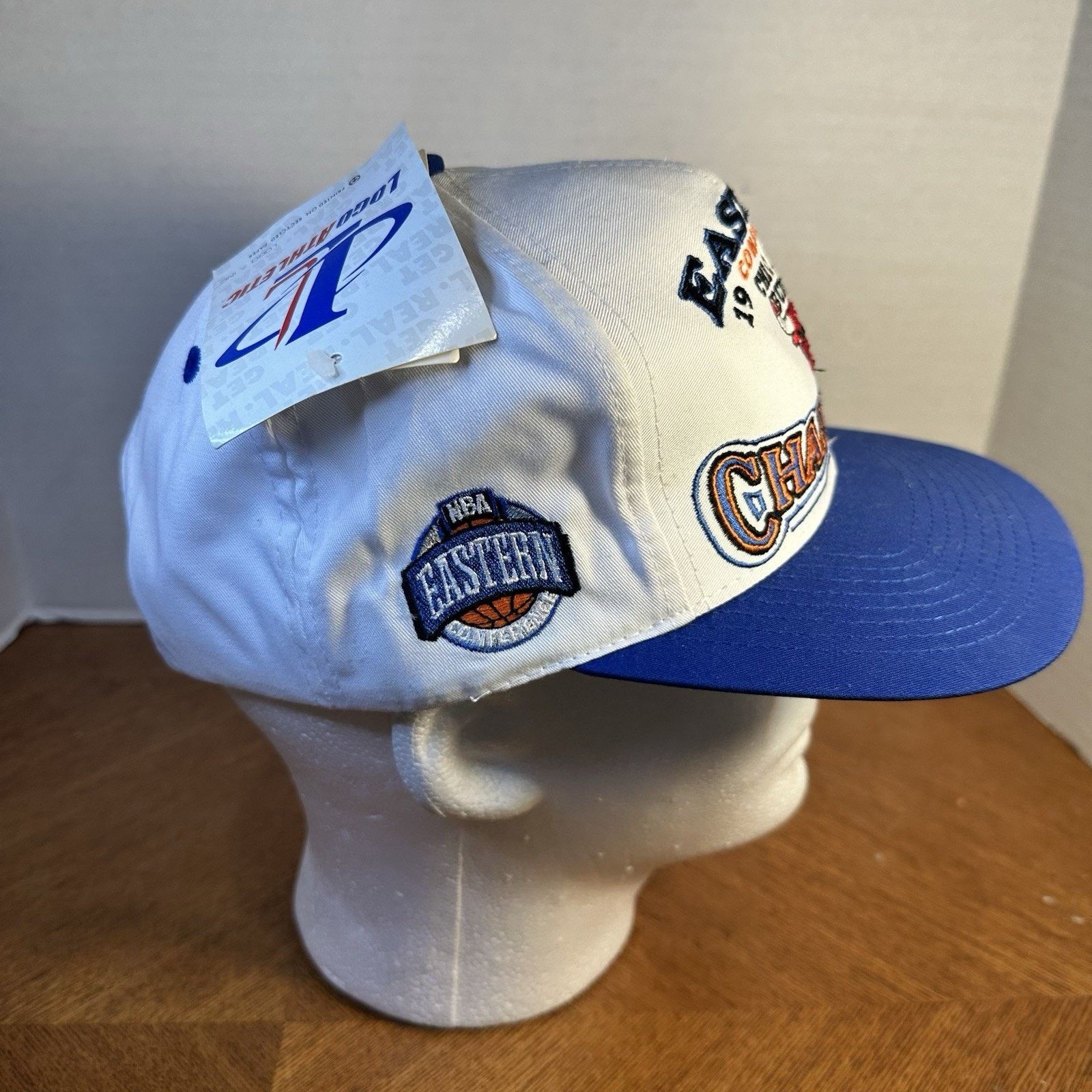 Logo Athletic VTG Chicago Bulls 96 Champion Logo Athletic Snapback Hat New Size ONE SIZE - 2 Thumbnail