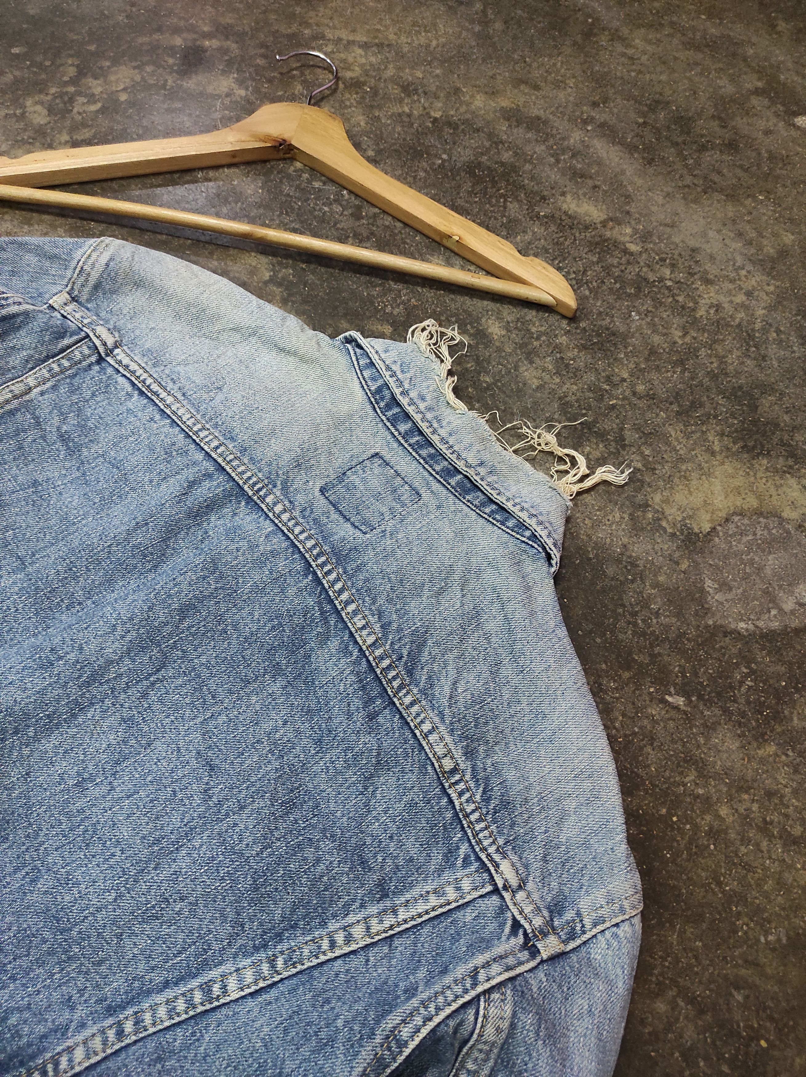 Lee × Vintage LEE RIDERS USA 70'S SCOVIL DENIM TRUCKER JACKET DISTRESSED Size US M / EU 48-50 / 2 - 10 Thumbnail
