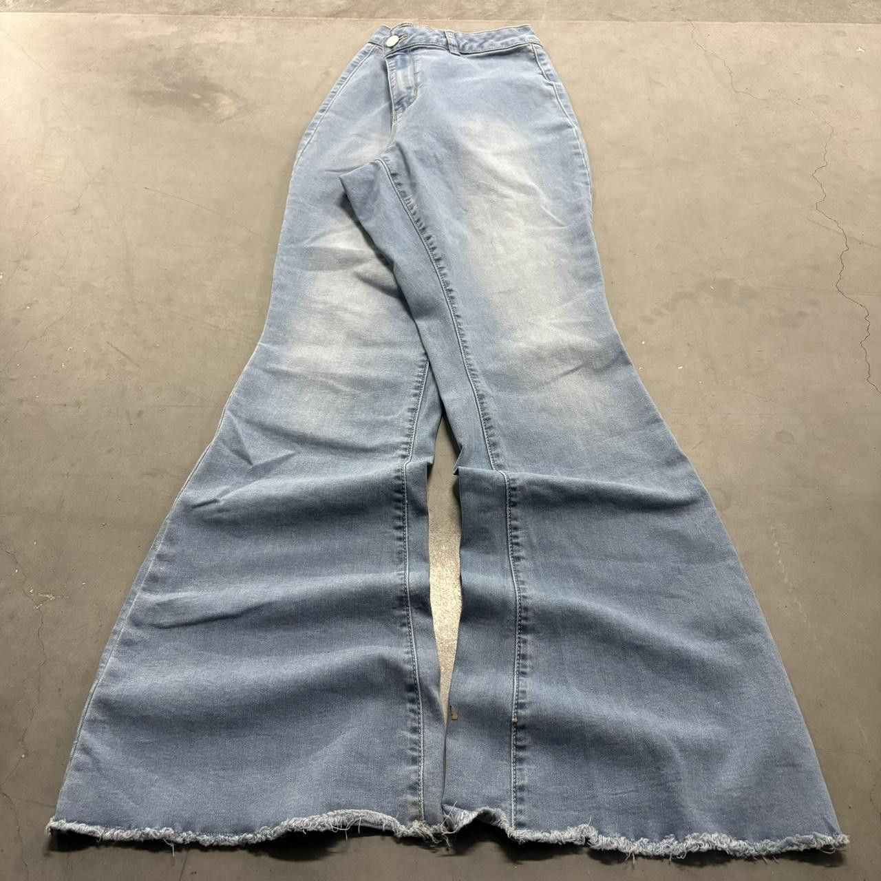 Vintage Crazy Vintage Y2K/2000s Baggy Flared Skater Streetwear Light Blue Wash Denim Jeans! Size US 30 / EU 46 - 1 Thumbnail