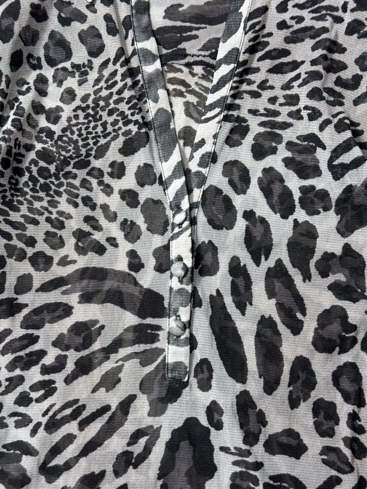 Vintage VINTAGE MESH LEOPARD PRINTED 2000s BLOUSE Size S / US 4 / IT 40 - 6 Thumbnail