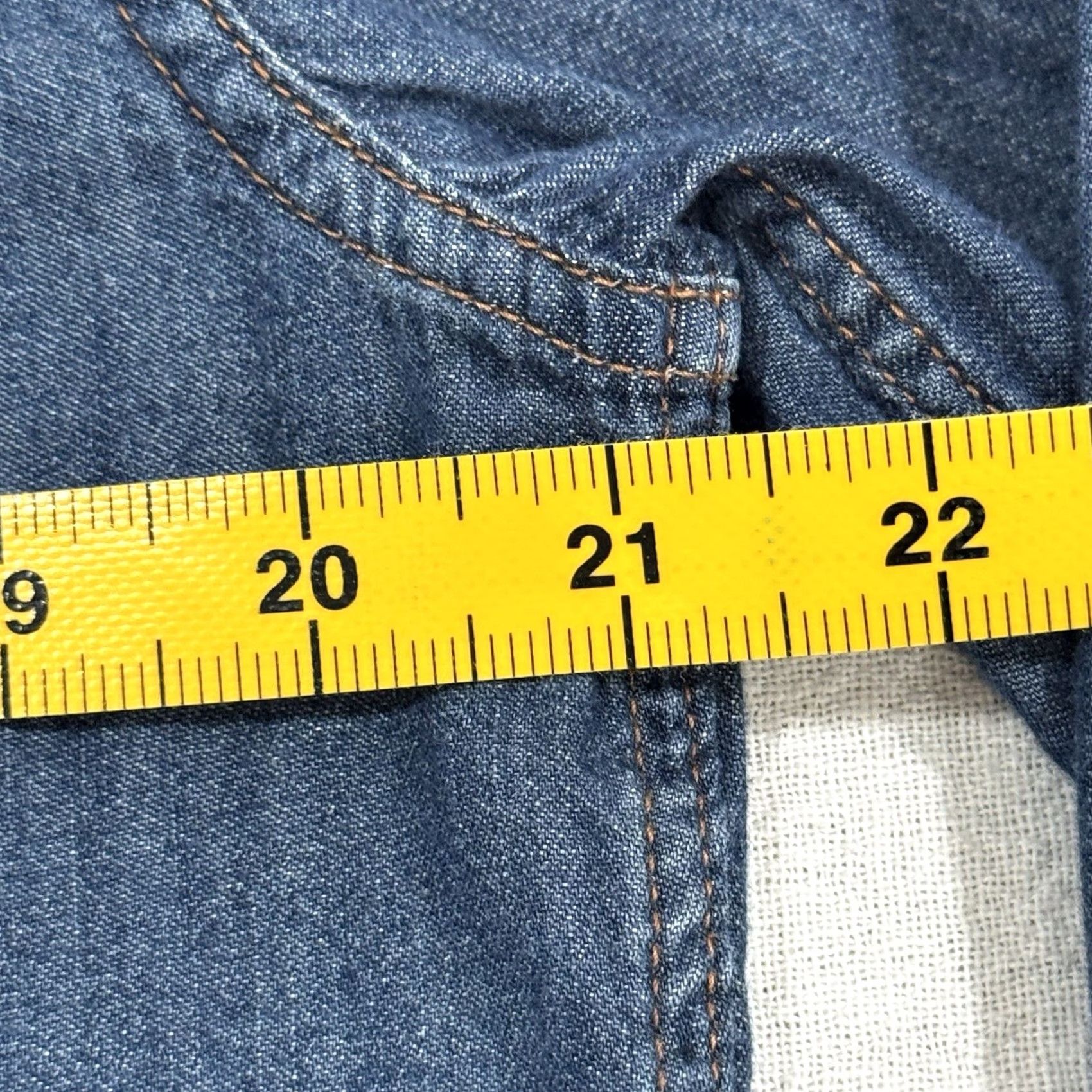 Gap VINTAGE GAP Denim Shirt Women’s Medium Untucked Fit Button Down Long Sleeves Size M / US 6-8 / IT 42-44 - 3 Thumbnail