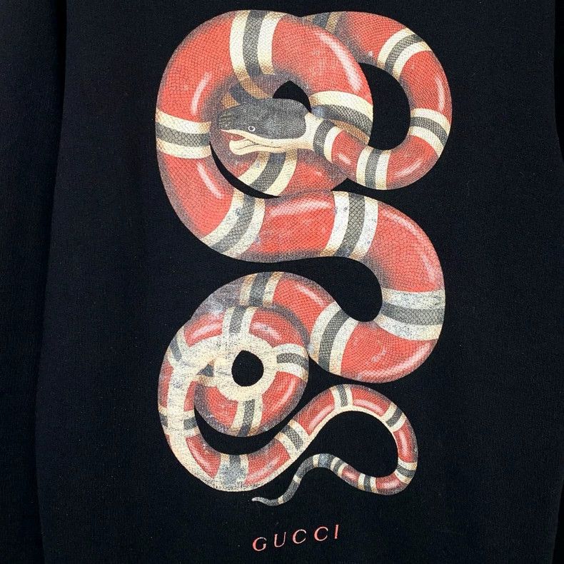 Gucci Gucci Logo ring snake print round neck black cotton long-sl Size US S / EU 44-46 / 1 - 4 Thumbnail