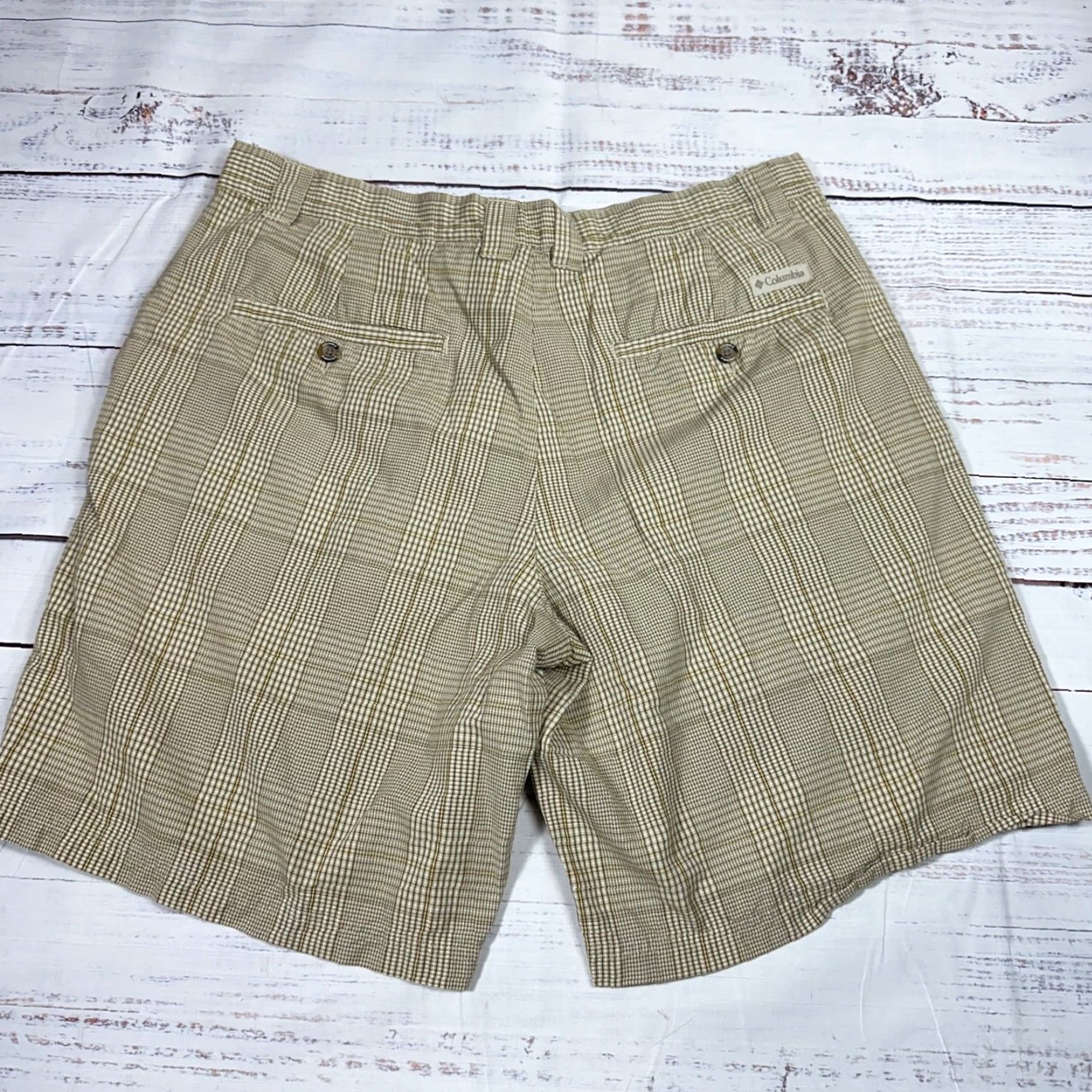 Vintage Columbia Mens Chino Shorts 38 Beige 100% Cotton Flat Front Regular Size XS/Adult 38 Beige Chino Size US 38 / EU 54 - 6 Thumbnail