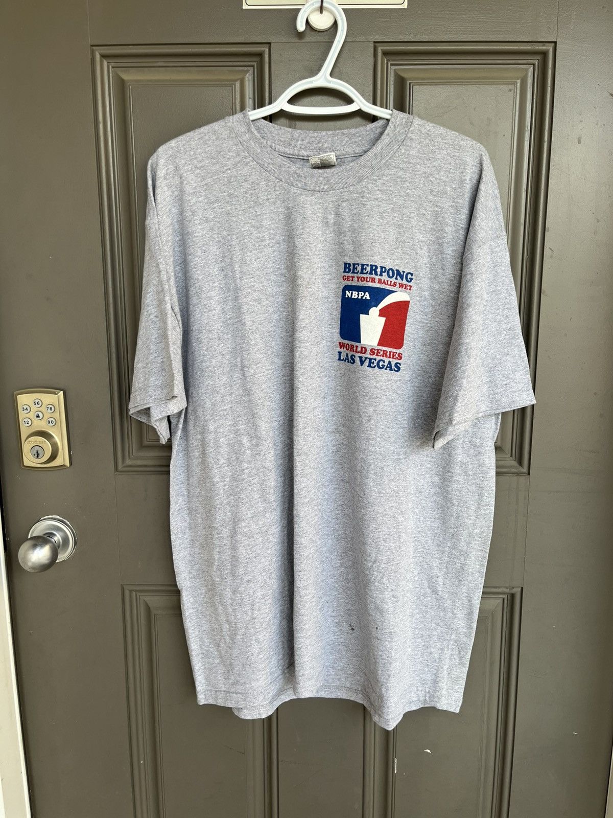 Vintage Vintage World Series of Beer Pong Las Vegas Humour T-Shirt Size US XL / EU 56 / 4 - 2 Thumbnail