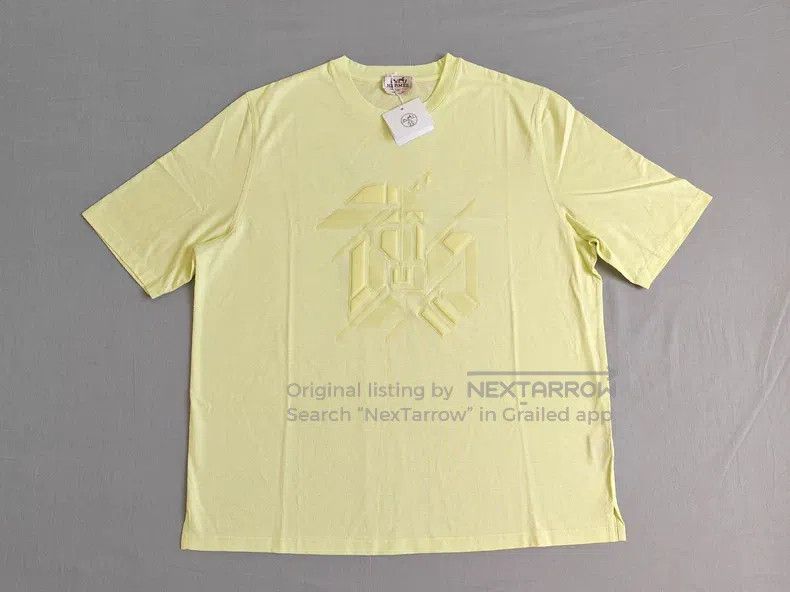 Hermes Hermes Men's Short Sleeve T-Shirt, 'Chevaux en Symetrie 3D Size US XXL / EU 58 / 5 - 1 Thumbnail