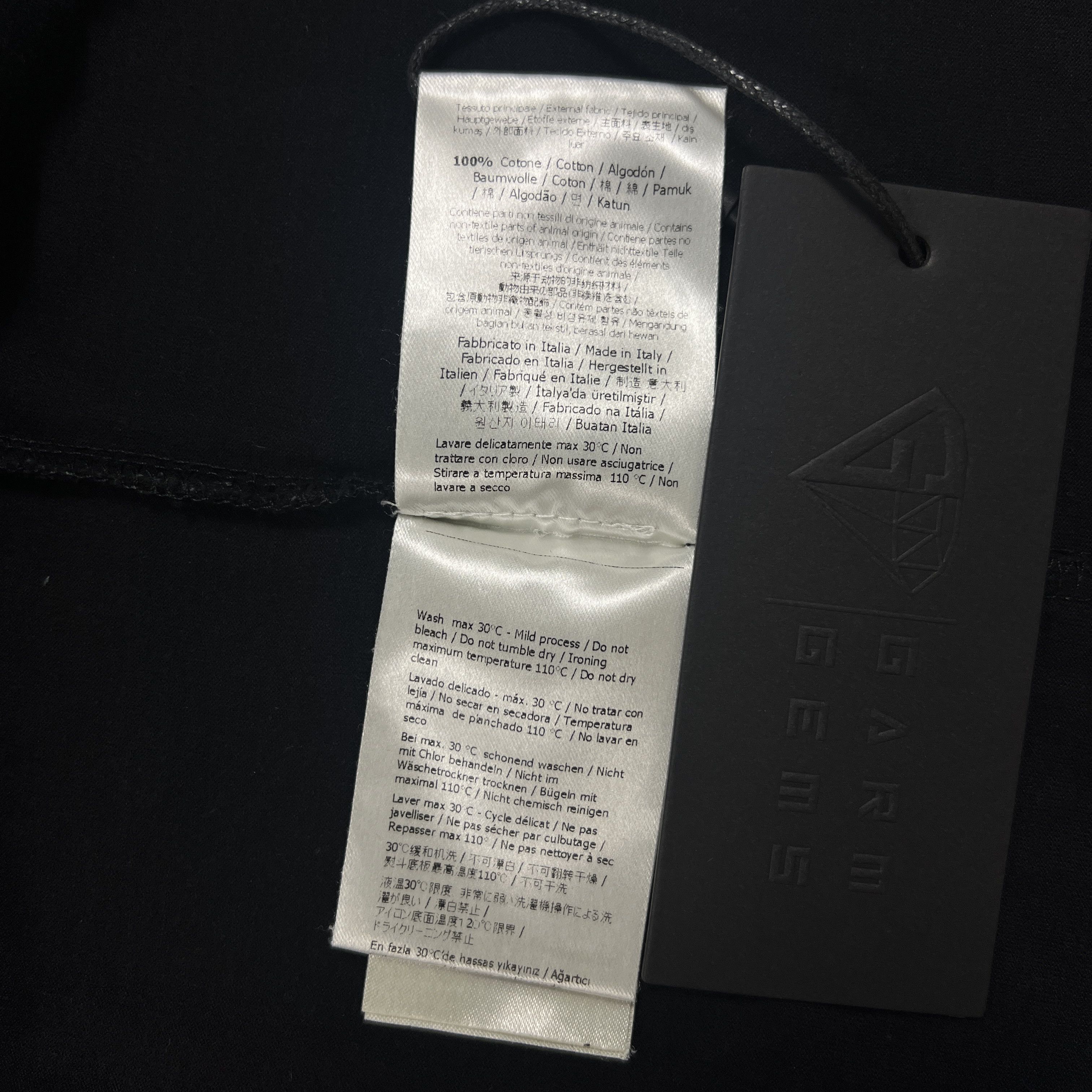 Fendi Fendi Scales Logo T-Shirt Size US M / EU 48-50 / 2 - 7 Thumbnail