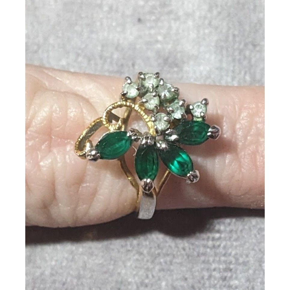 Other Vintage Faux Emerald And Diamond 14kt Gold Plated Floral Rin Size ONE SIZE - 4 Thumbnail