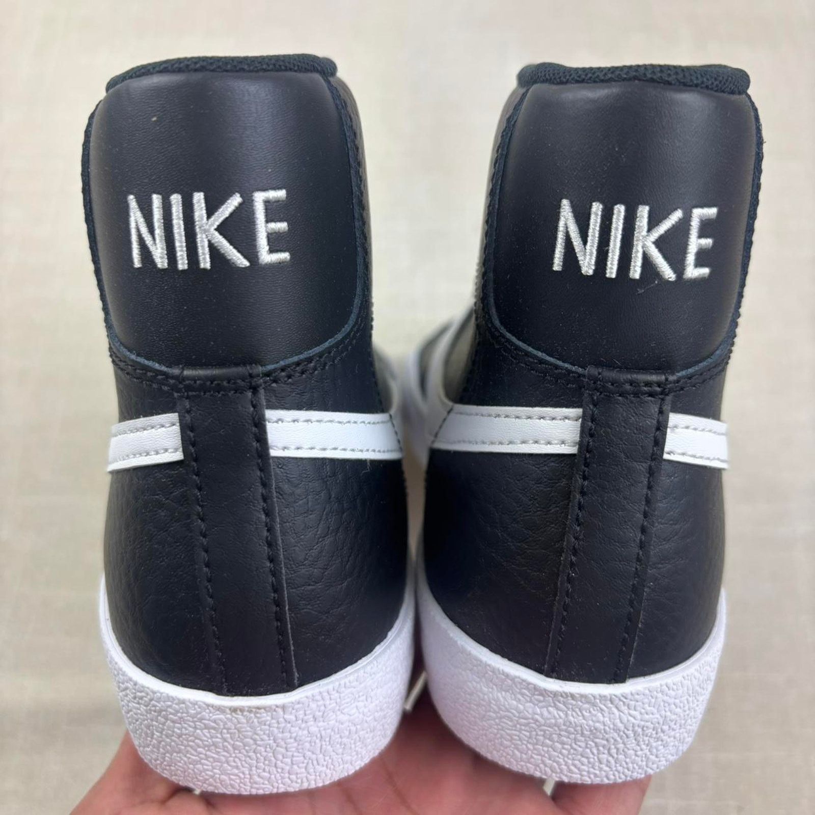 Nike 🏴‍☠️ Nike Blazer Mid ‘77 “Black White” Size US 8.5 / IT 38.5 - 6 Thumbnail