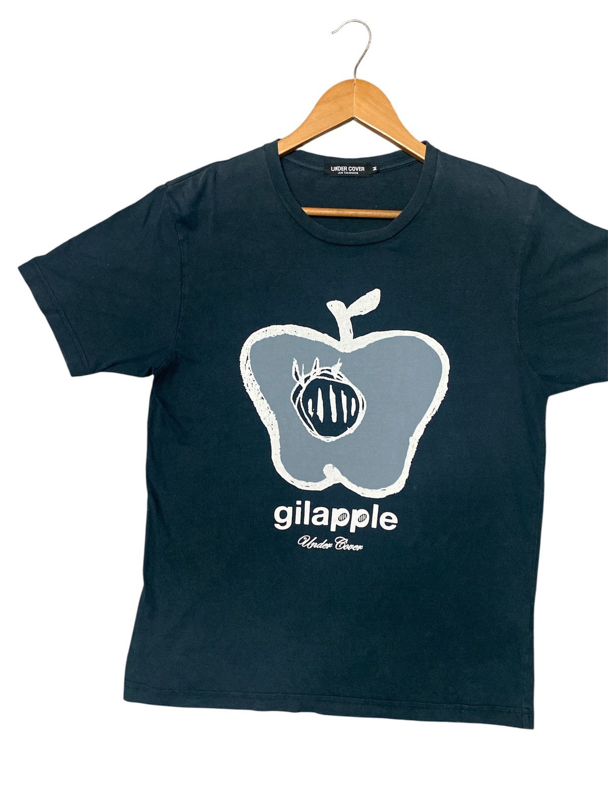Undercover 💸BINDING OFFER💸UNDERCOVER JUN TAKAHASHI “GILAPPLE” TEE💥 Size US M / EU 48-50 / 2 - 3 Thumbnail