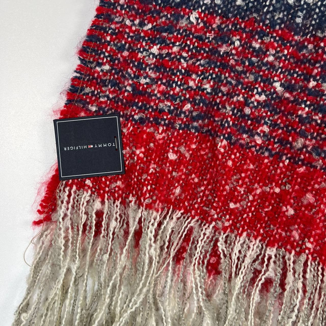 Tommy Hilfiger Tommy Hilfiger Knit Scarf Striped Red Blue Beige Fringe Size ONE SIZE - 2 Thumbnail