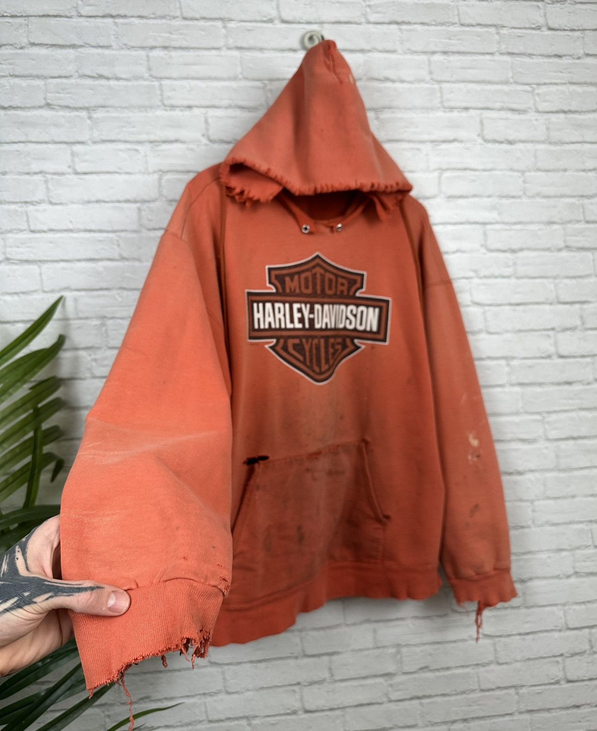 Harley Davidson (XL) ABSOLUTELY BLASTED OUT THRASHED Harley Davidson Hoodie Size US XL / EU 56 / 4 - 1 Thumbnail