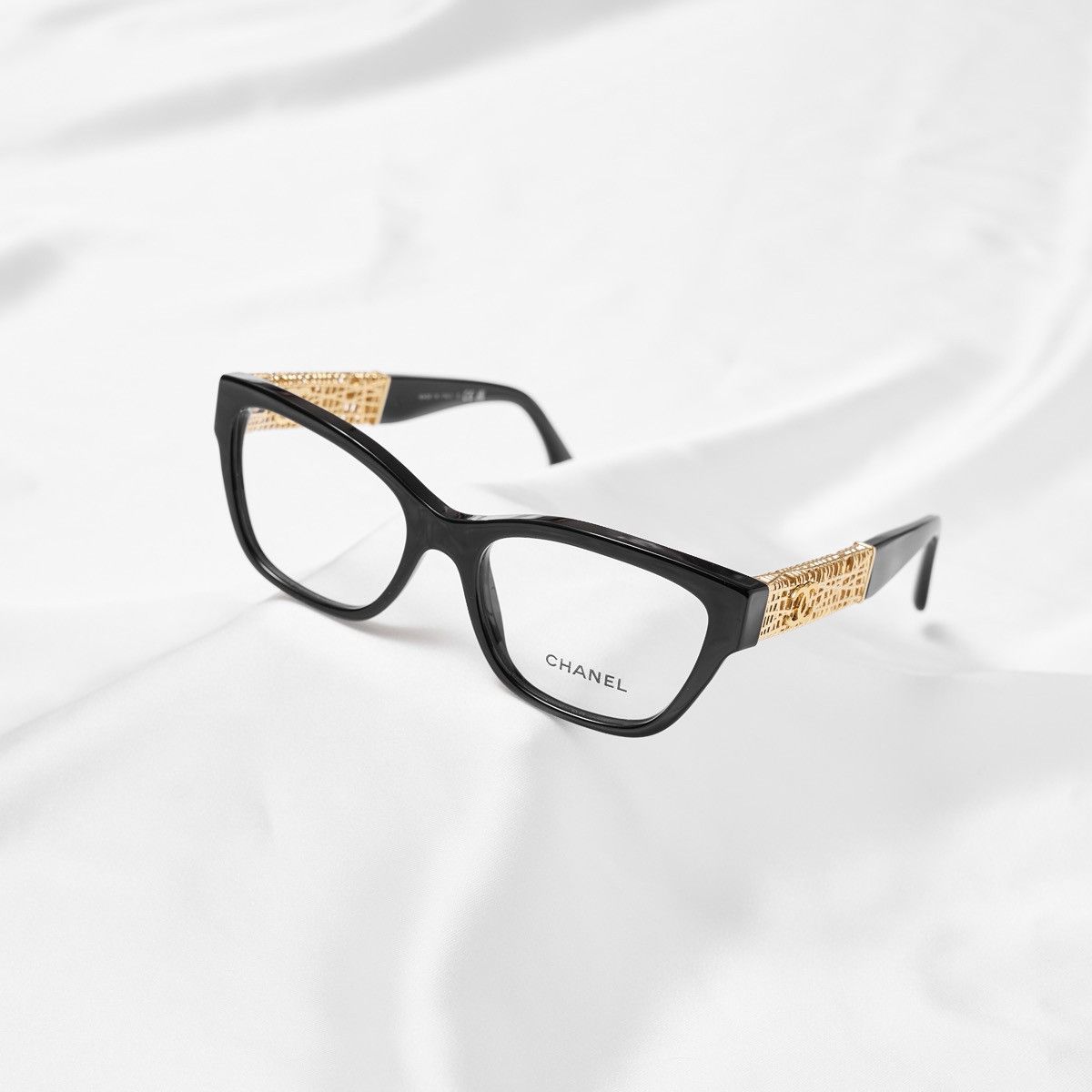 Chanel CHANEL 0CH3477 C622 GLASSES Size ONE SIZE - 1 Thumbnail