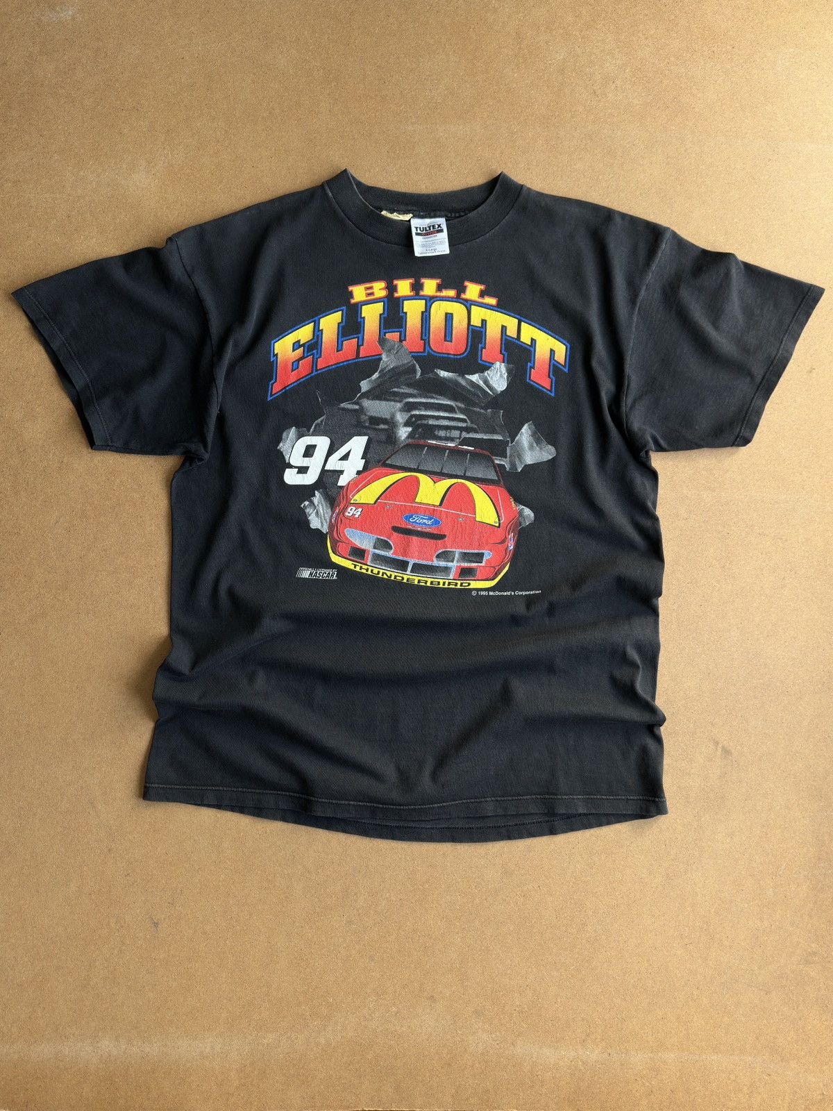 NASCAR Vintage 1995 Bill Elliott McDonald’s Nascar Tee Size US XL / EU 56 / 4 - 1 Thumbnail