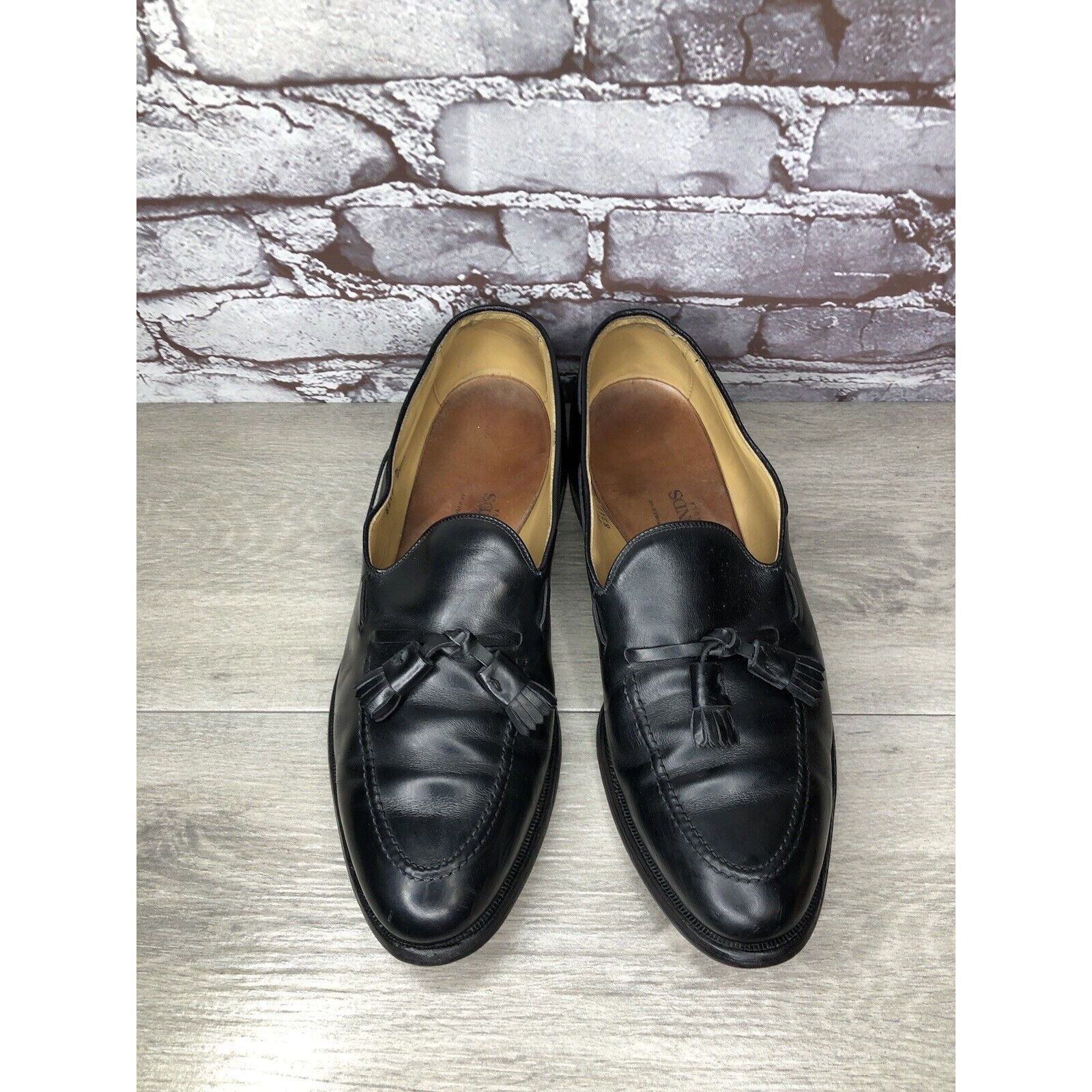Allen Edmonds Allen Edmonds Grayson Black Leather Tassel Loafers Dress Sho Size US 11 / EU 44 - 24 Thumbnail