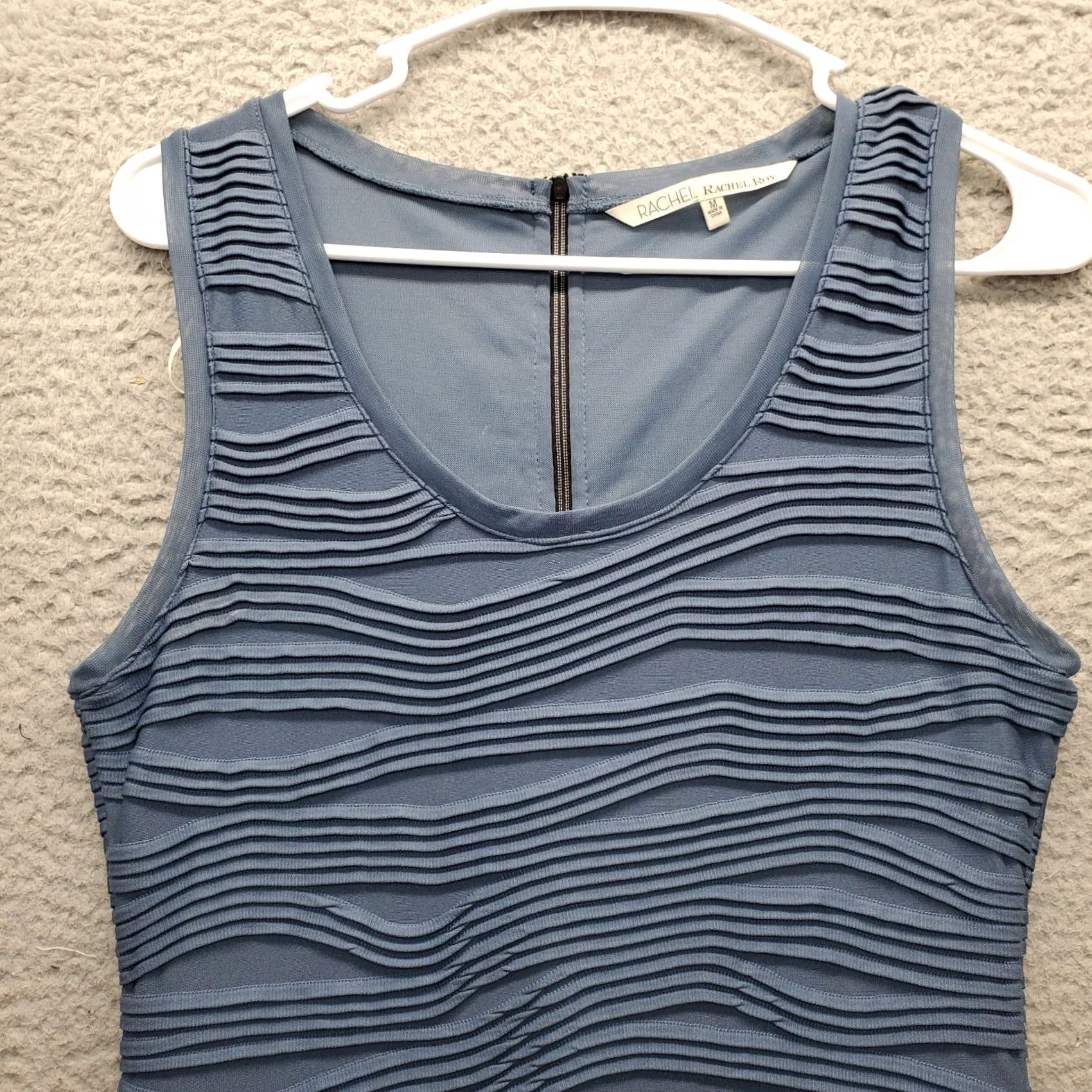 Vintage Rachel Roy Bodycon Dress Womens M Blue Lined Pintuck Stretch Scoop Neck Back Zip Dress Size M / US 6-8 / IT 42-44 - 5 Thumbnail