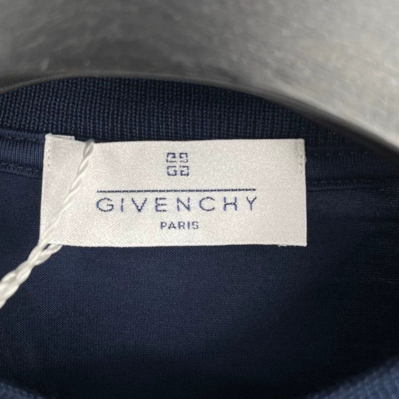 Givenchy Givenchy Sleeve Label Letter Logo Pocket Short Sleeve Size US M / EU 48-50 / 2 - 4 Thumbnail