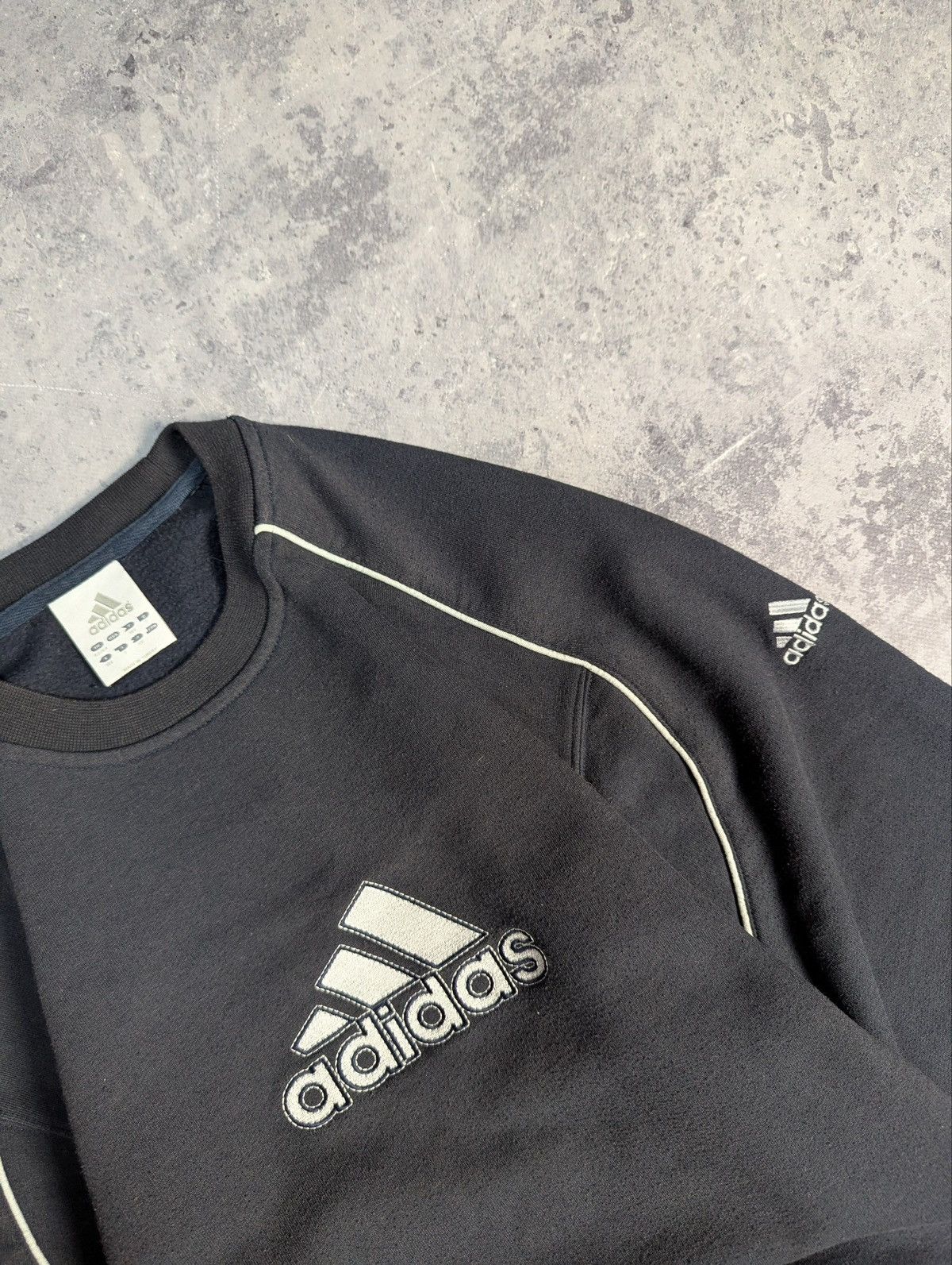 Adidas 💕Adidas VTG sweatshirt 00s Size US L / EU 52-54 / 3 - 3 Thumbnail