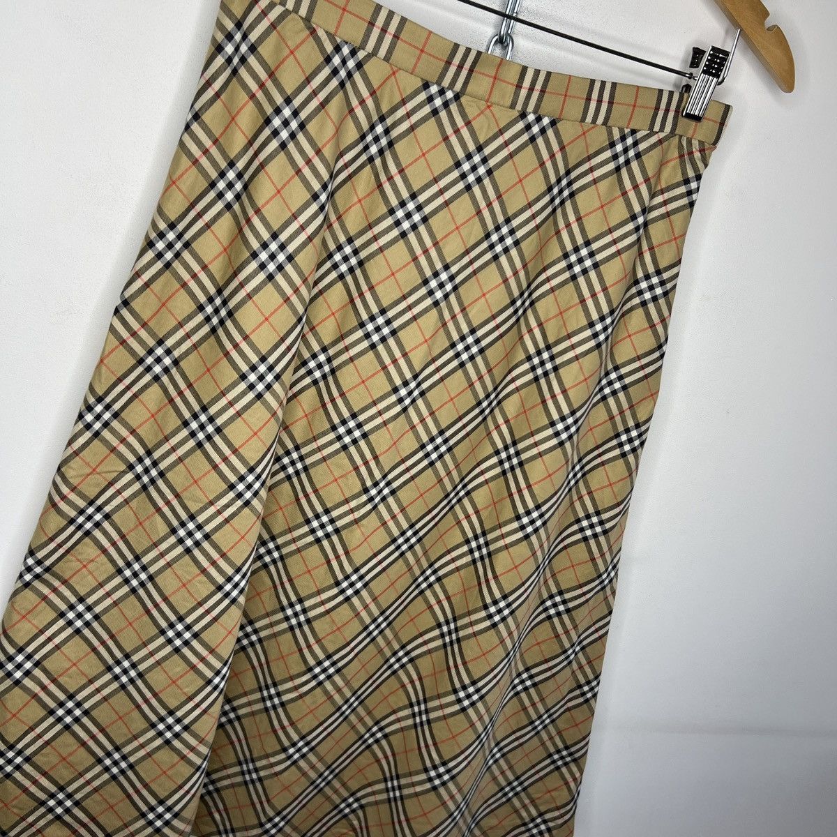 Burberry Burberry Mini Skirt Nova Check NEVER WORN Size 32" / US 10 / IT 46 - 3 Thumbnail