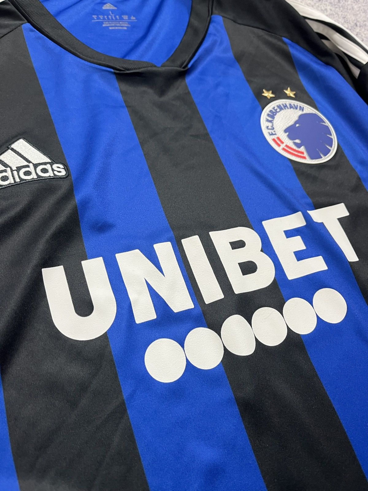 Adidas F.C. KOBENHAVN 2022 Adidas Soccer Jersey Carlsberg Striped Size US L / EU 52-54 / 3 - 8 Thumbnail