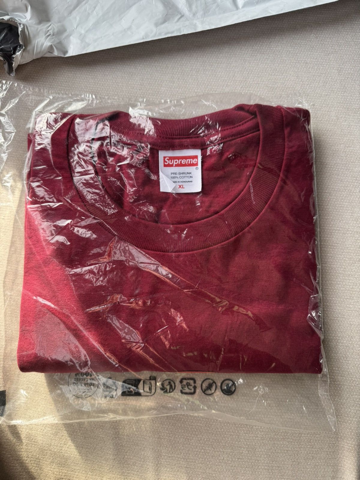 Supreme Supreme grinch tee Size US XL / EU 56 / 4 - 1 Thumbnail