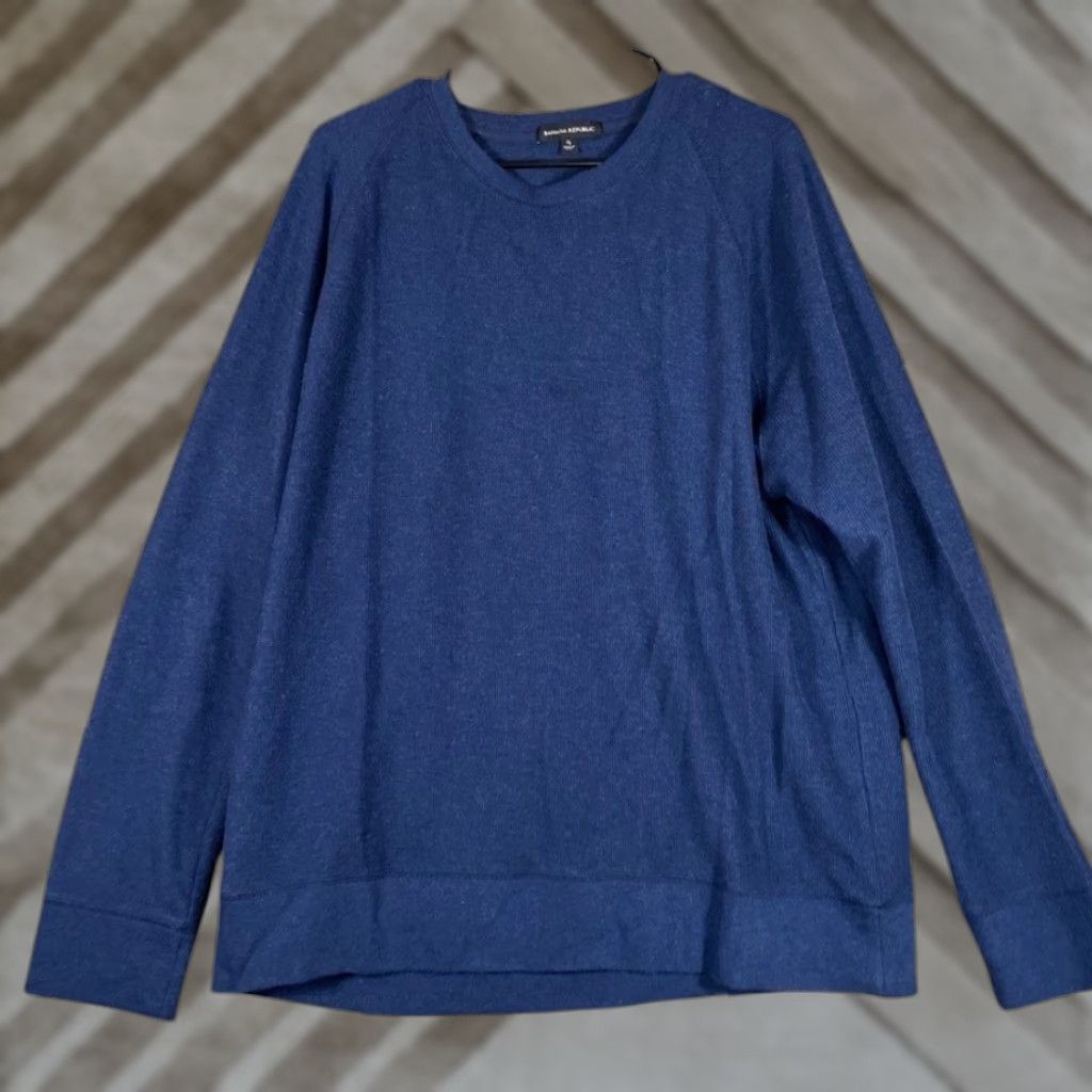 Banana Republic Banana Republic Mens Sweater Crew Neck Long Sleeve XL Blue Cotton Blend Knit Pullover Regular Fit Casual Business Workwear 90s? Size US XL / EU 56 / 4 - 1 Thumbnail
