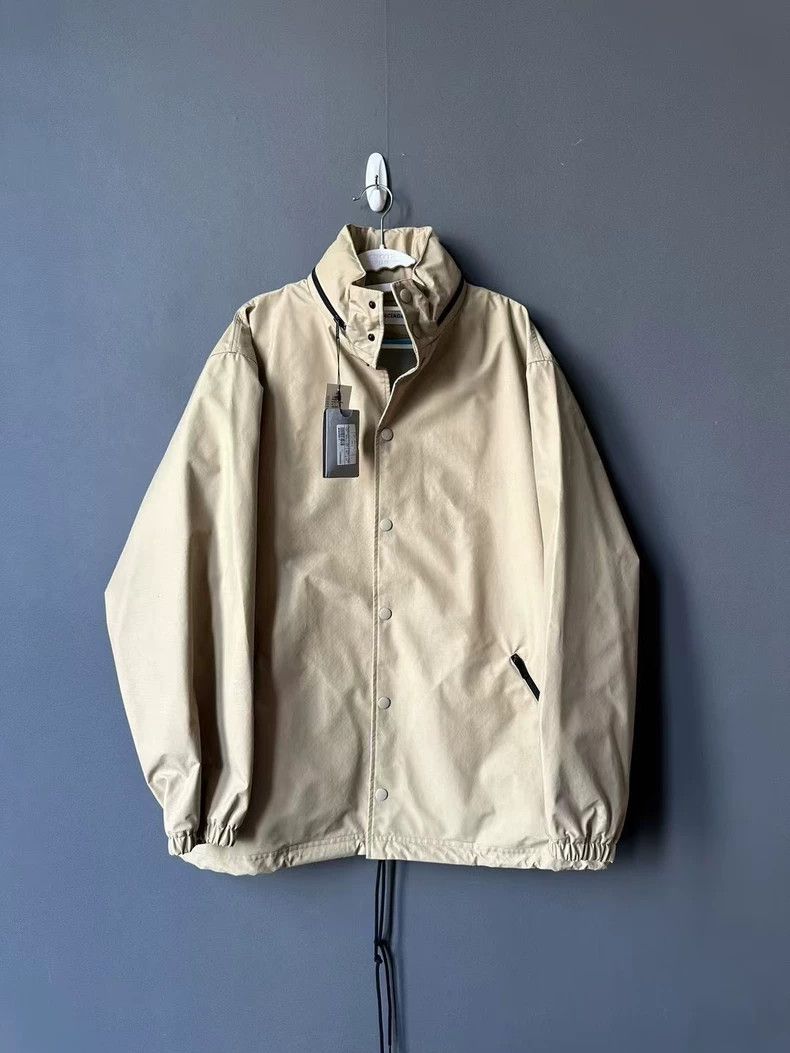 Balenciaga Balenciaga Khaki back logo assault jacket 2502-Nextarrow Size XXS / US 00 / IT 34 - 2 Thumbnail