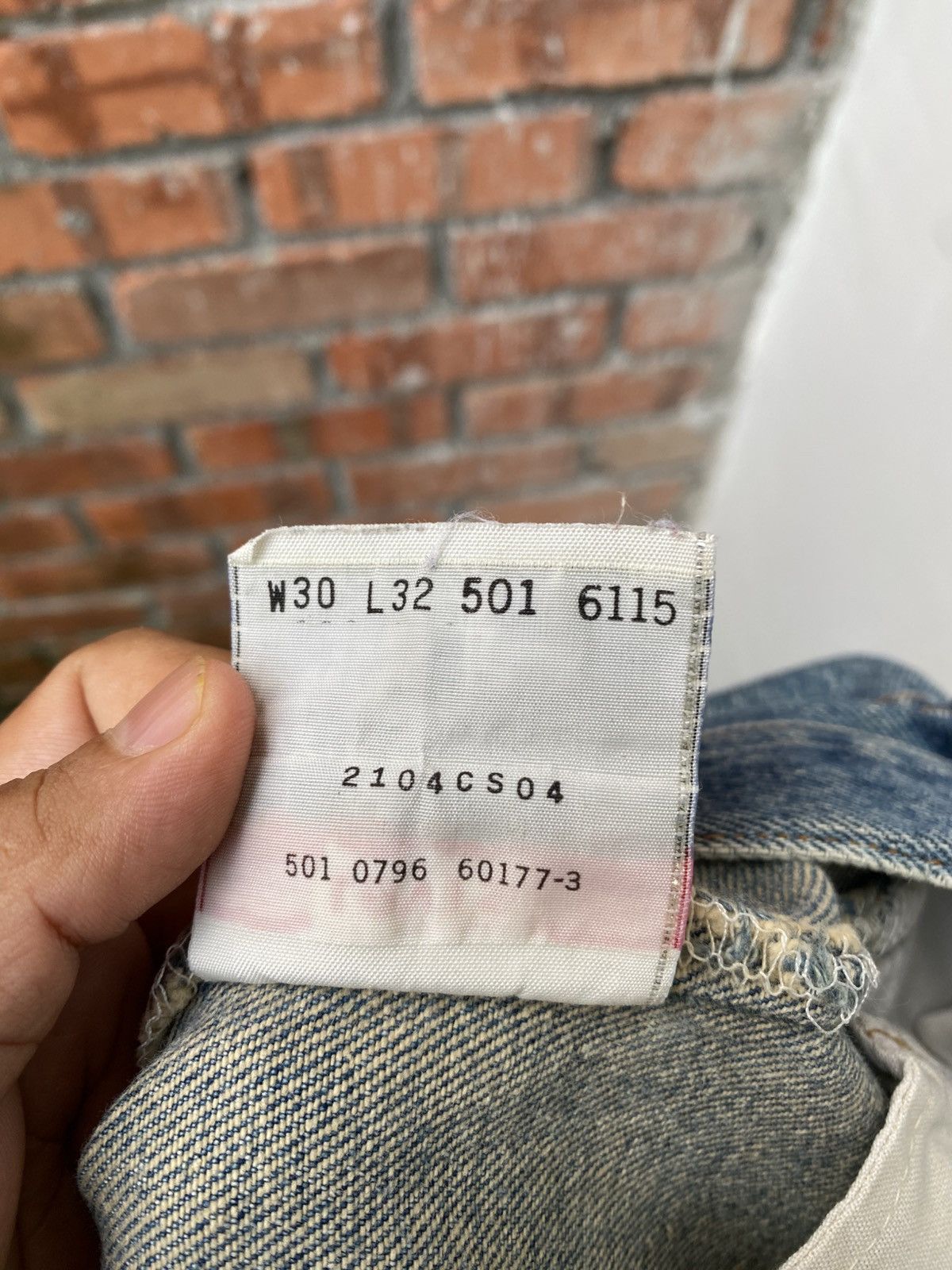Levi's Vintage Clothing W30x32 Vintage levi's 501 faded made in USA Size US 30 / EU 46 - 8 Thumbnail