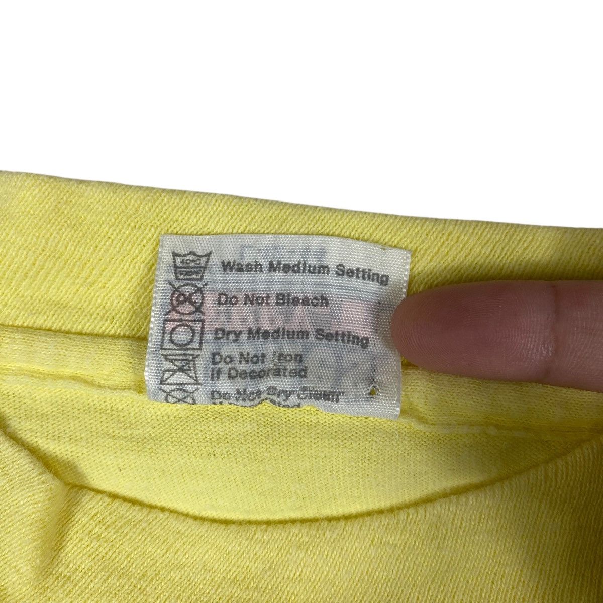 Hanes Vintage 80s Saipan T-Shirt Hanes Tropic Tees Hawaii Size US L / EU 52-54 / 3 - 7 Thumbnail