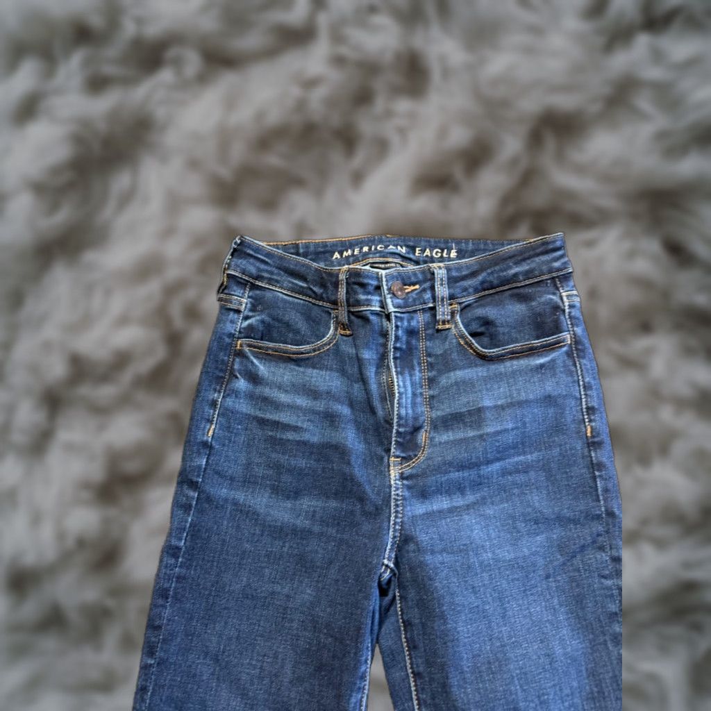 American Eagle Outfitters American Eagle Women's Jeans & Shorts Size 4 Blue Denim Lot Of 2 Jegging Cutoff Size 27" / US 4 / IT 40 - 1 Thumbnail