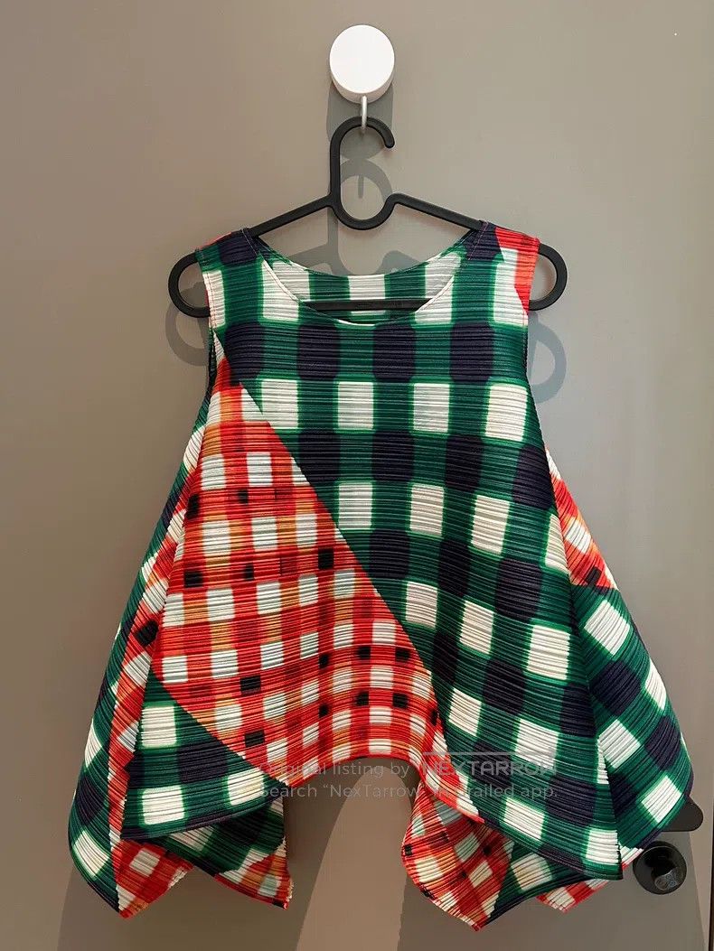 Issey Miyake Issey Miyake Watermelon Red and Green Horizontal Stripe Ve Size L / US 10 / IT 46 - 1 Thumbnail
