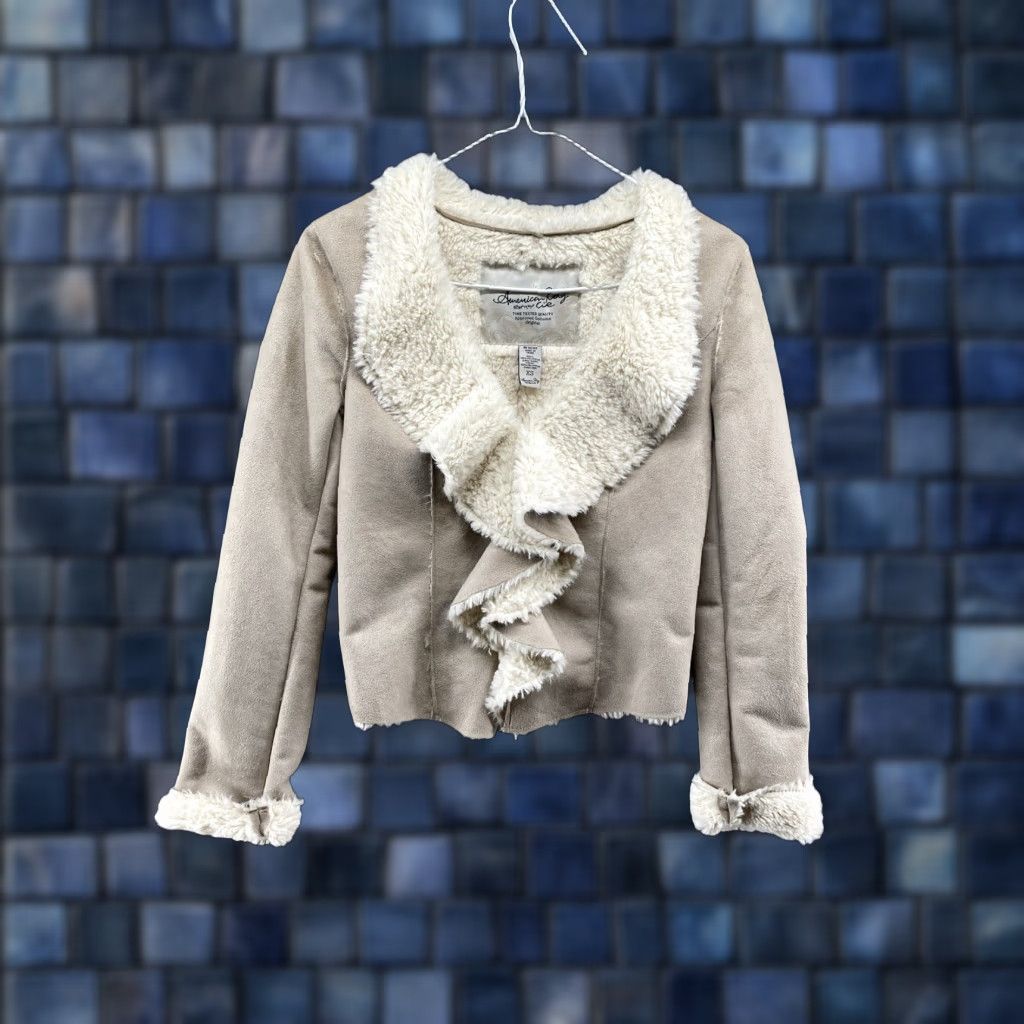 Vintage American Rag Jacket Women’s XS Beige Faux Suede Shearling Faux Fur Soft Western Boho Jacket Size XS / US 0-2 / IT 36-38 - 1 Thumbnail
