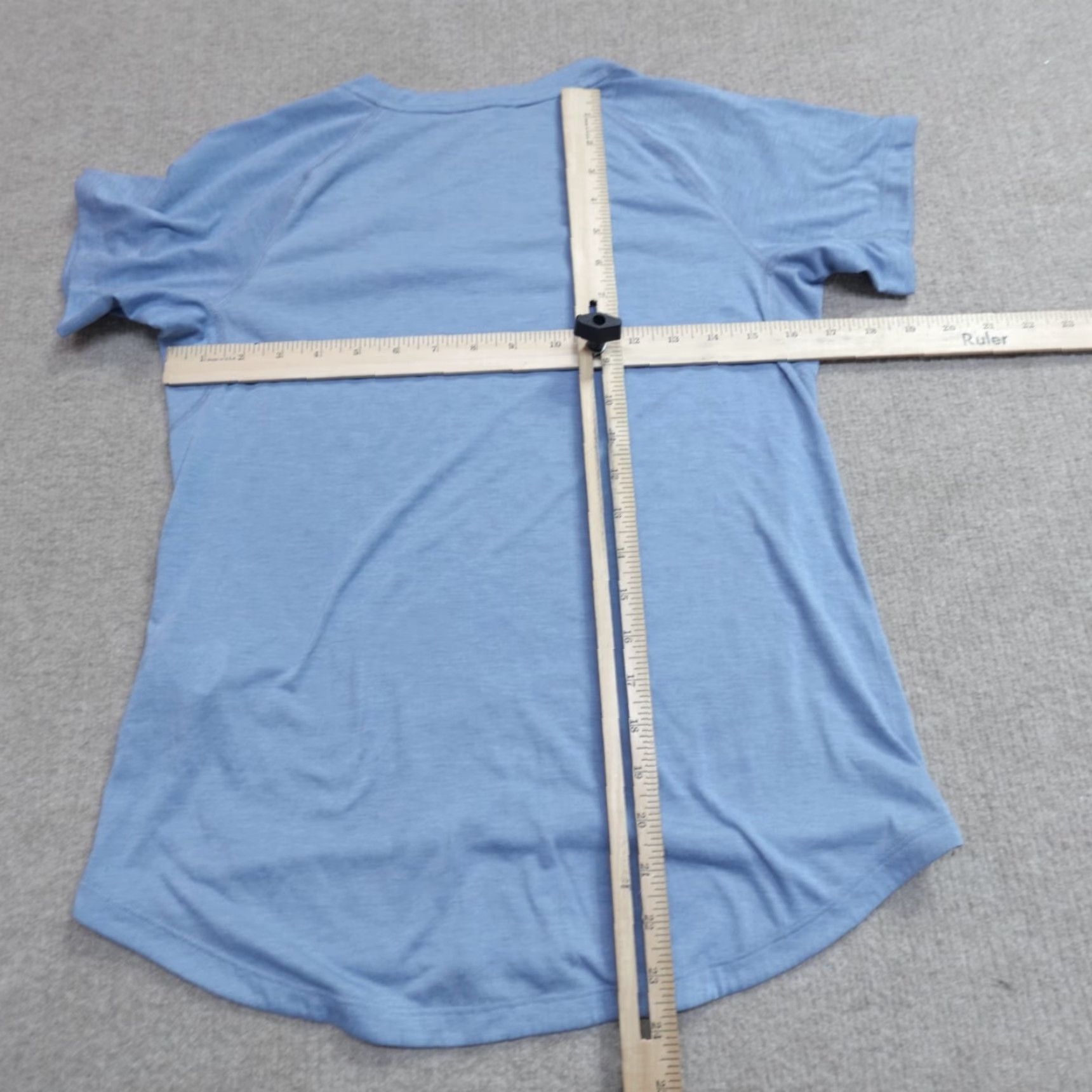 Patagonia Patagonia Capilene Womens Shirt Small Blue Heather Solid Airchaser Size S / US 4 / IT 40 - 4 Thumbnail